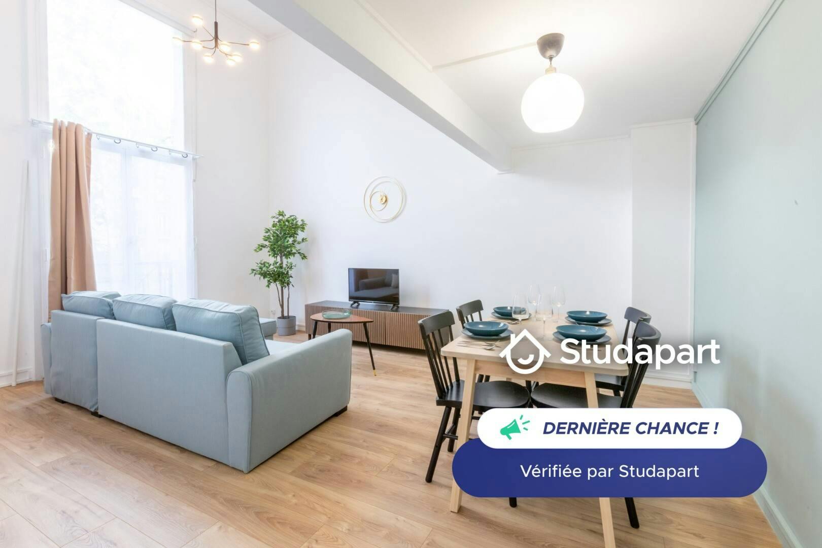 Apartment for rent for €1,690 per month in Paris, Boulevard Victor