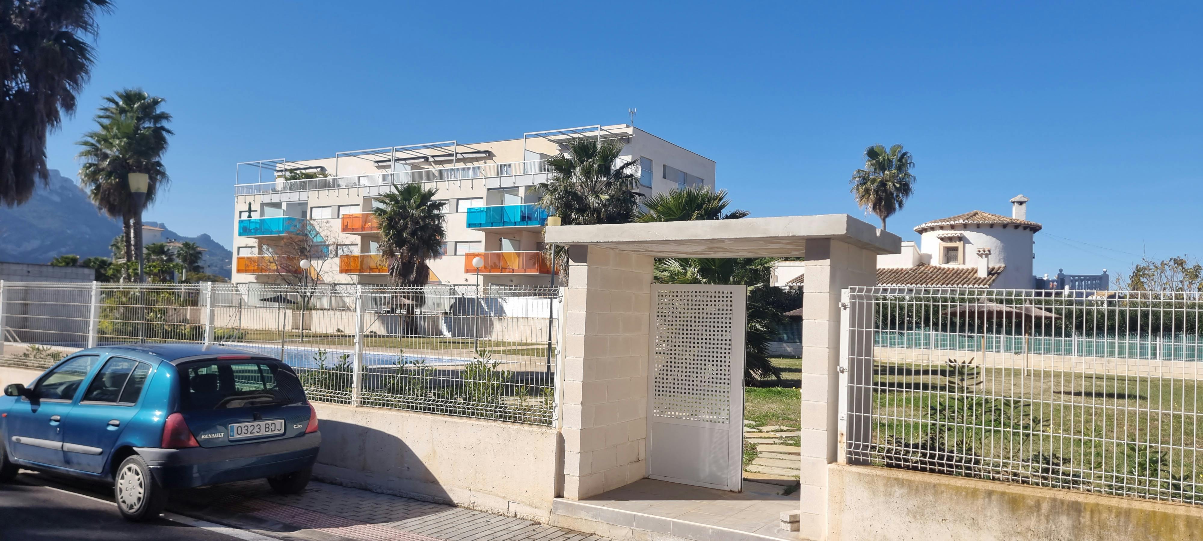 Appartamento in affitto a 1300 € al mese a Denia, Carrer Riu Altaret