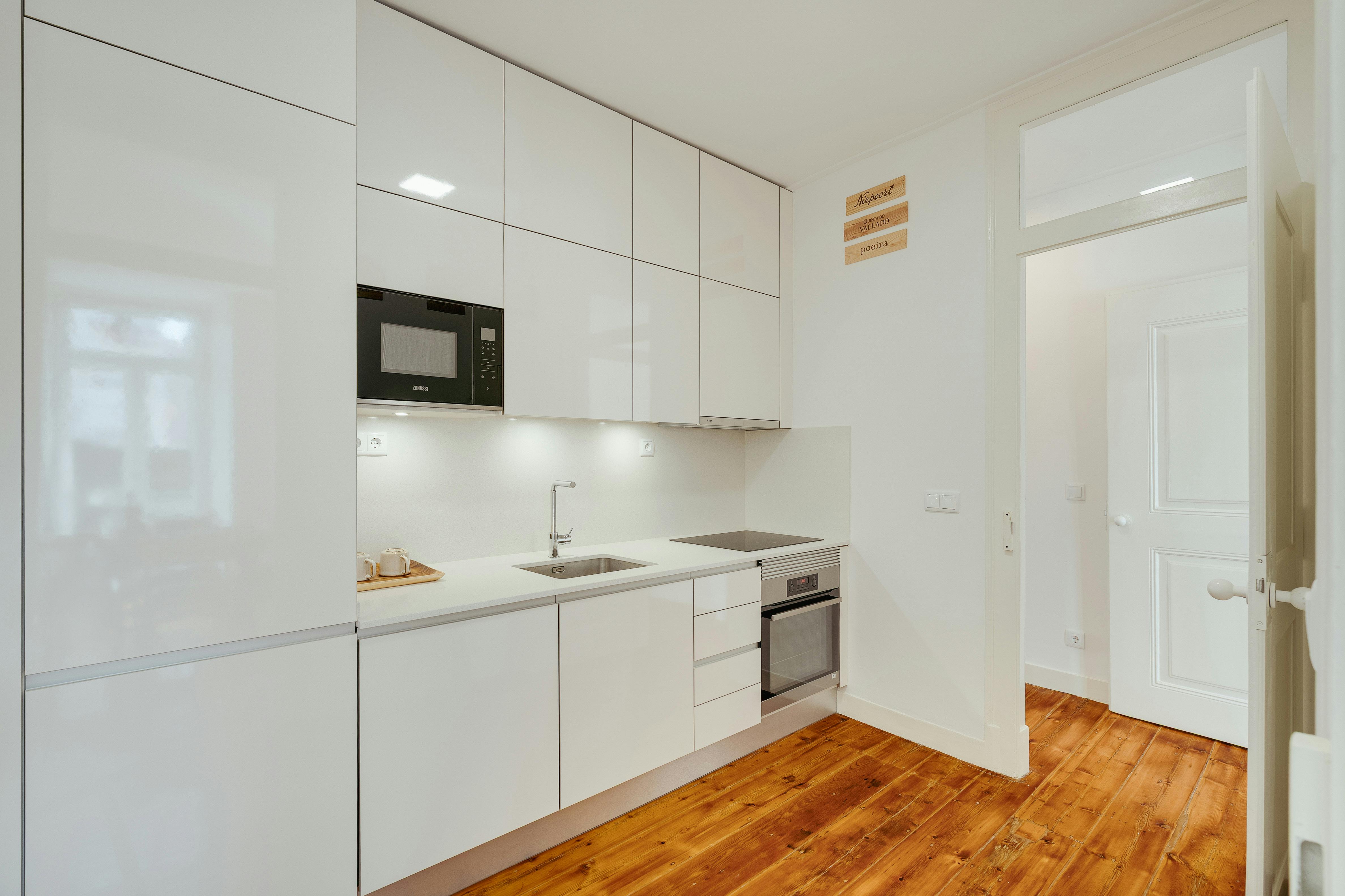 Apartment Lisbon, 1 bed — photo 7