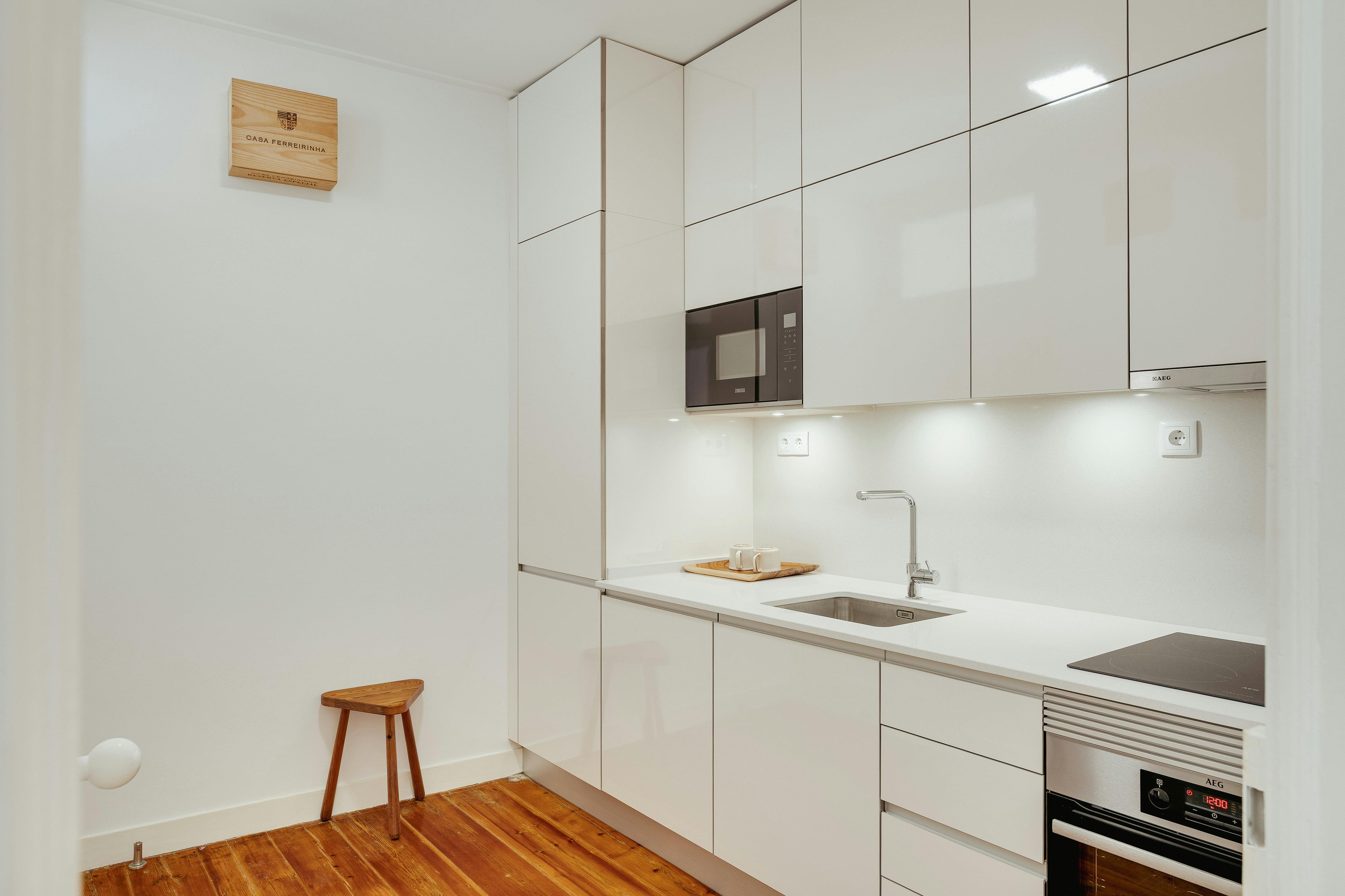 Apartment Lisbon, 1 bed — photo 4