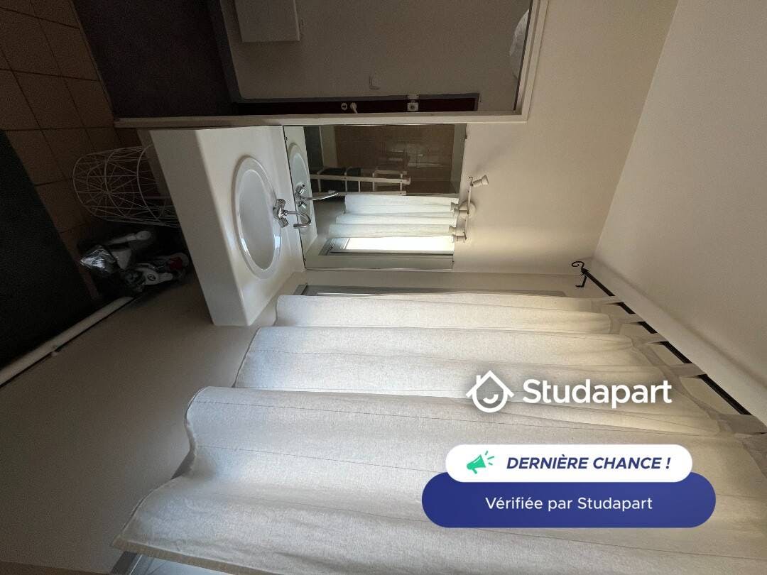 Apartment for rent on Rue la Pérouse, Nantes – pohled 6