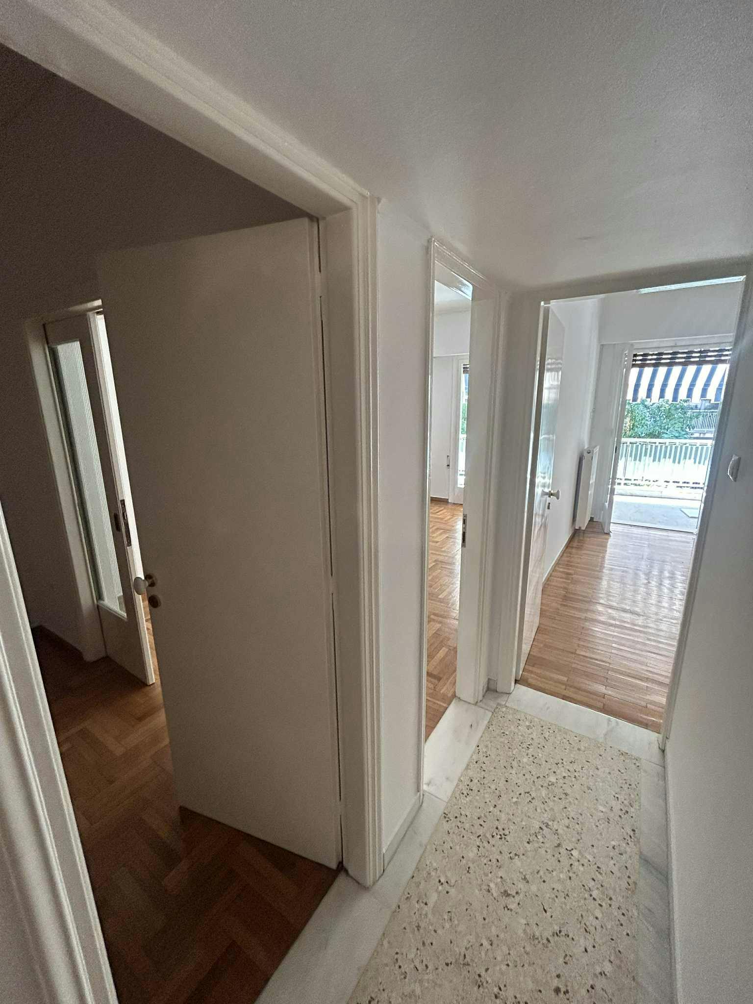 Apartment for rent for €1,750 per month in Athina, Xenokratous