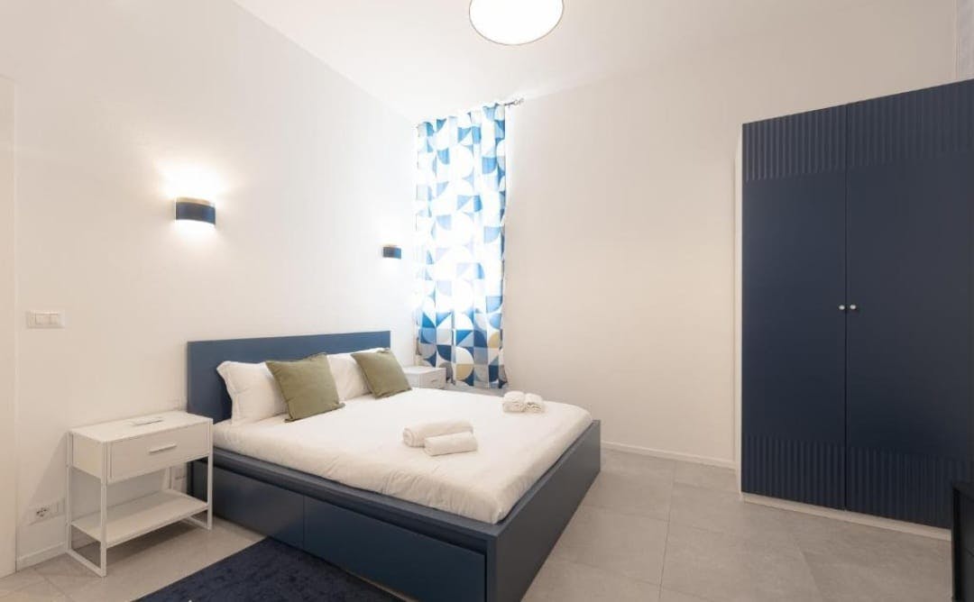 Studio for rent for €1,100 per month in Turin, Corso Giulio Cesare