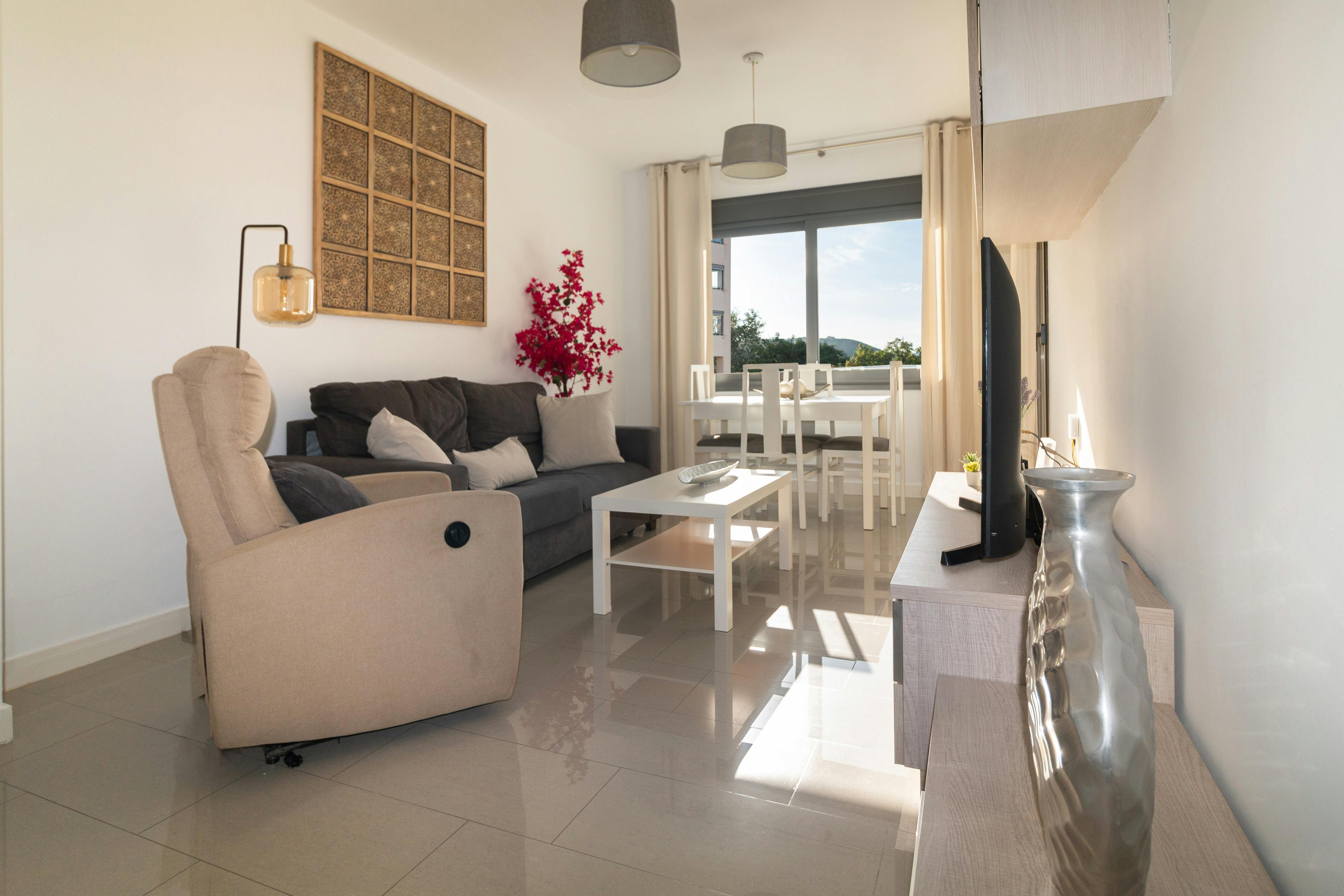Apartment for rent for €1,000 per month in Torre del Mar, Calle Mar Cantabrico