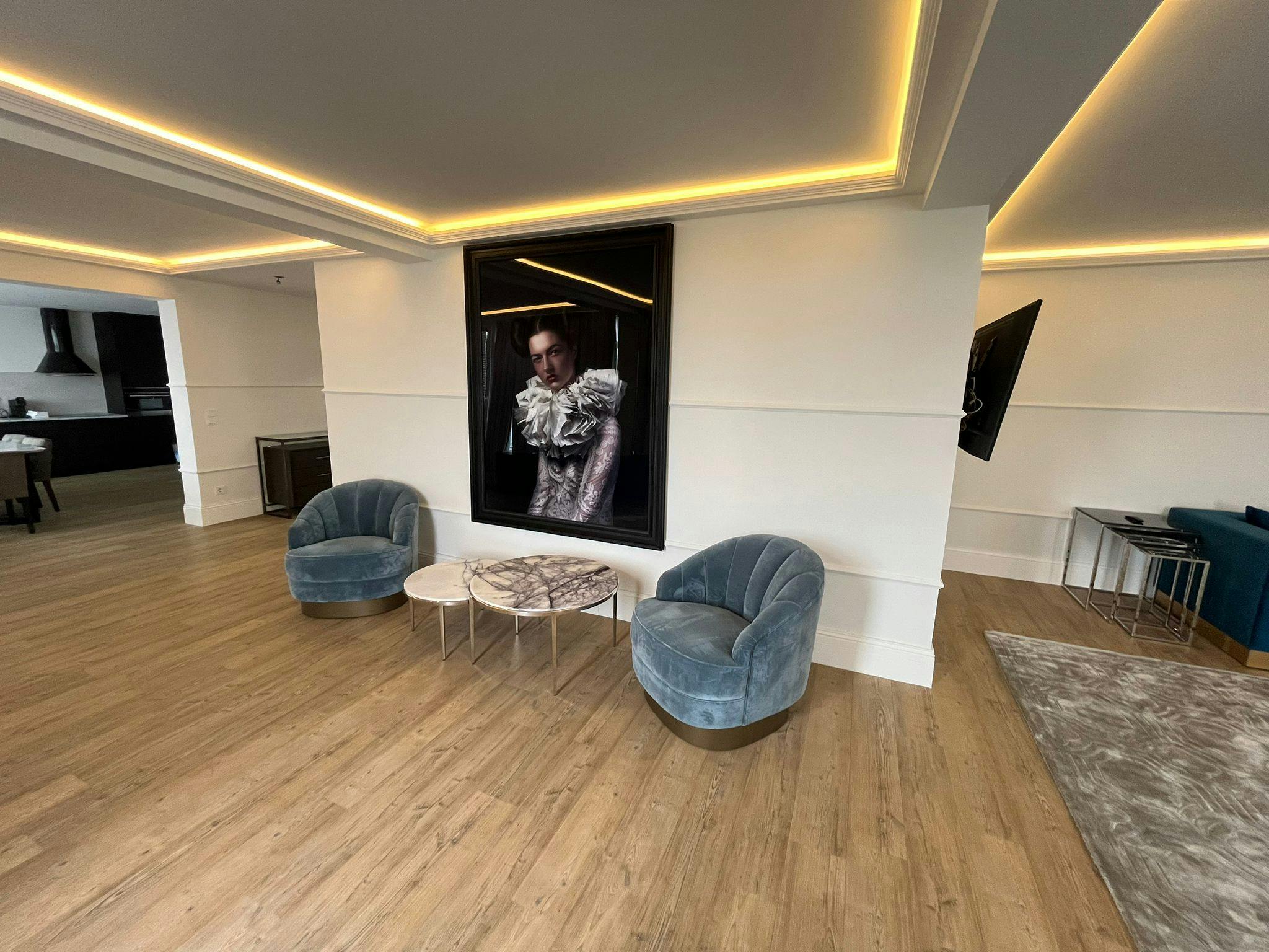 preview gallery tile