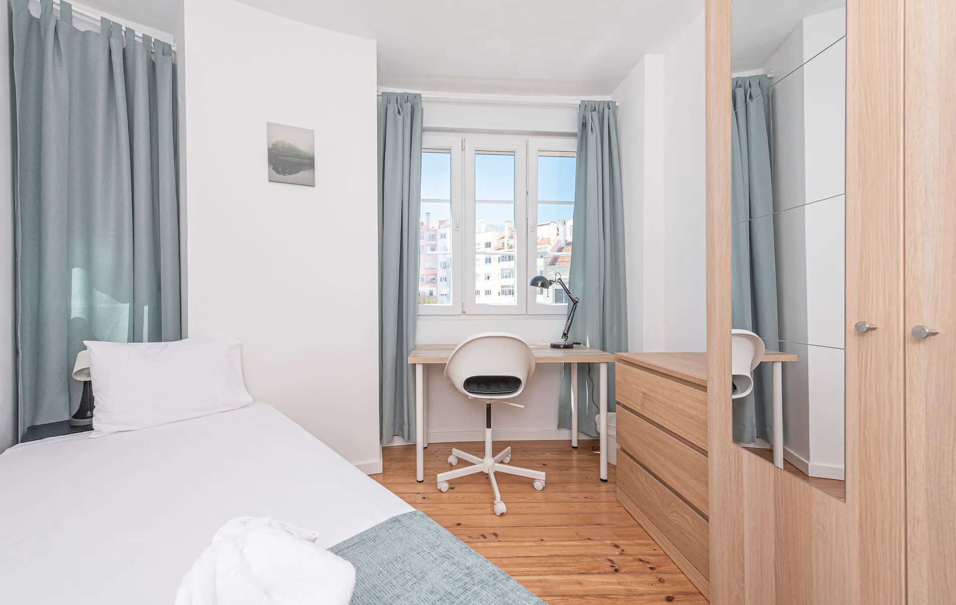 Private room in Rua Filinto Elísio, Lisbon (1652492) ROOM 1