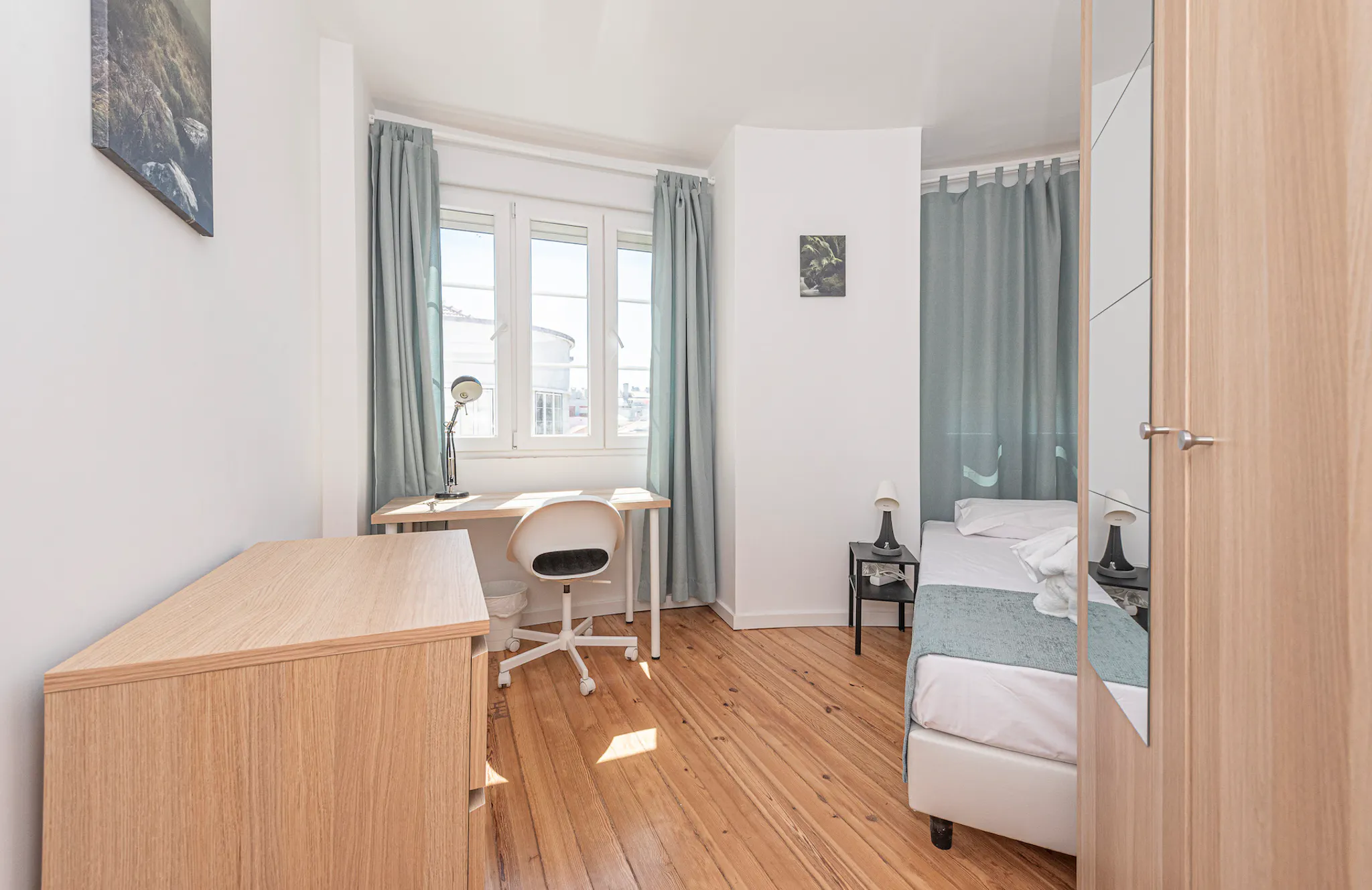 Rua Filinto Elísio, Lisbon preview