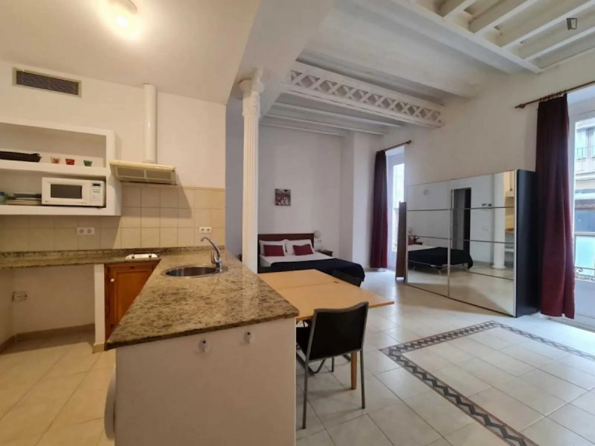 Carrer Nou de la Rambla, Barcelona preview