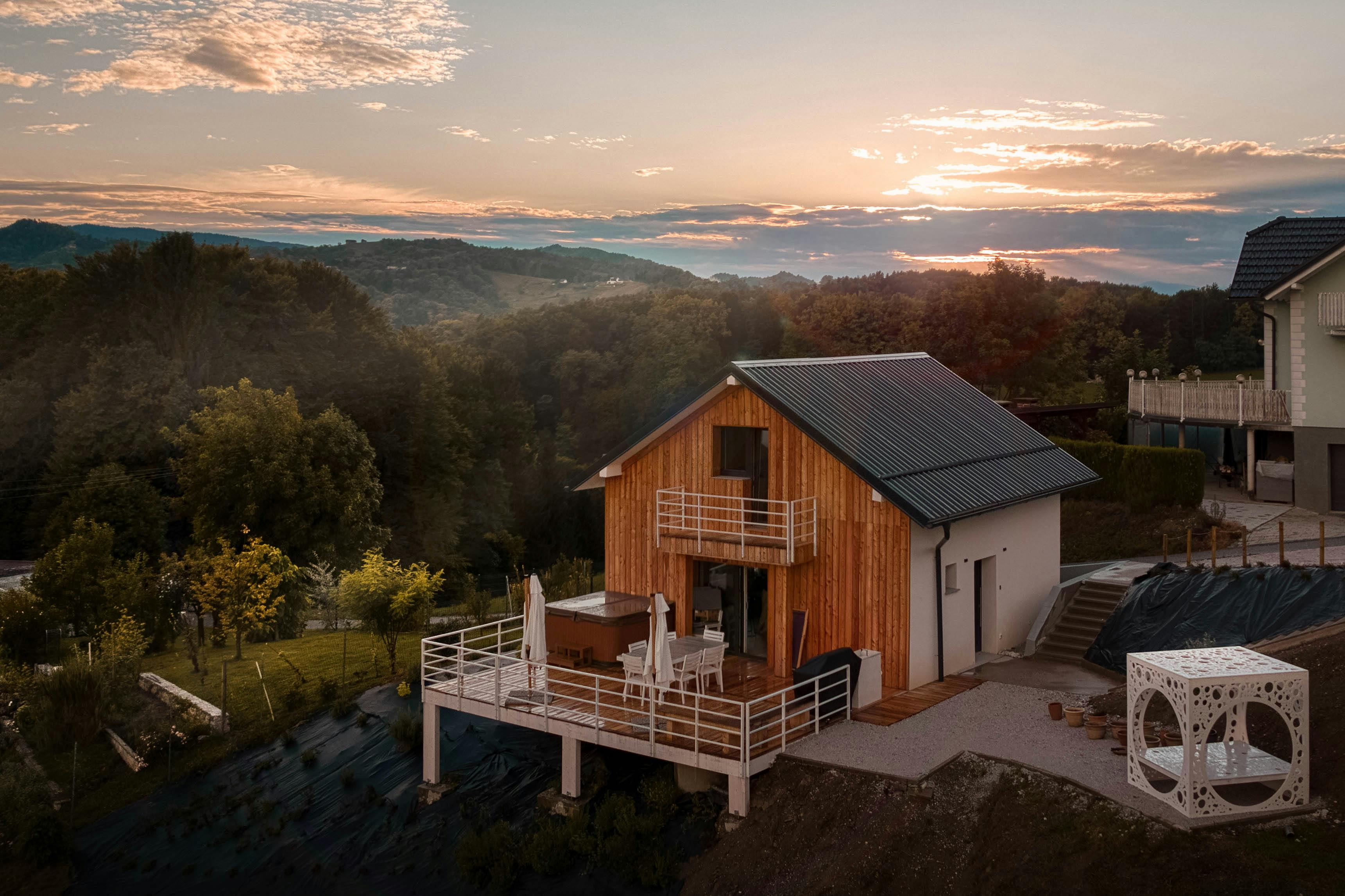 Hus att hyra för 4 500 € i månaden i Zgornja Kungota, Gradiška
