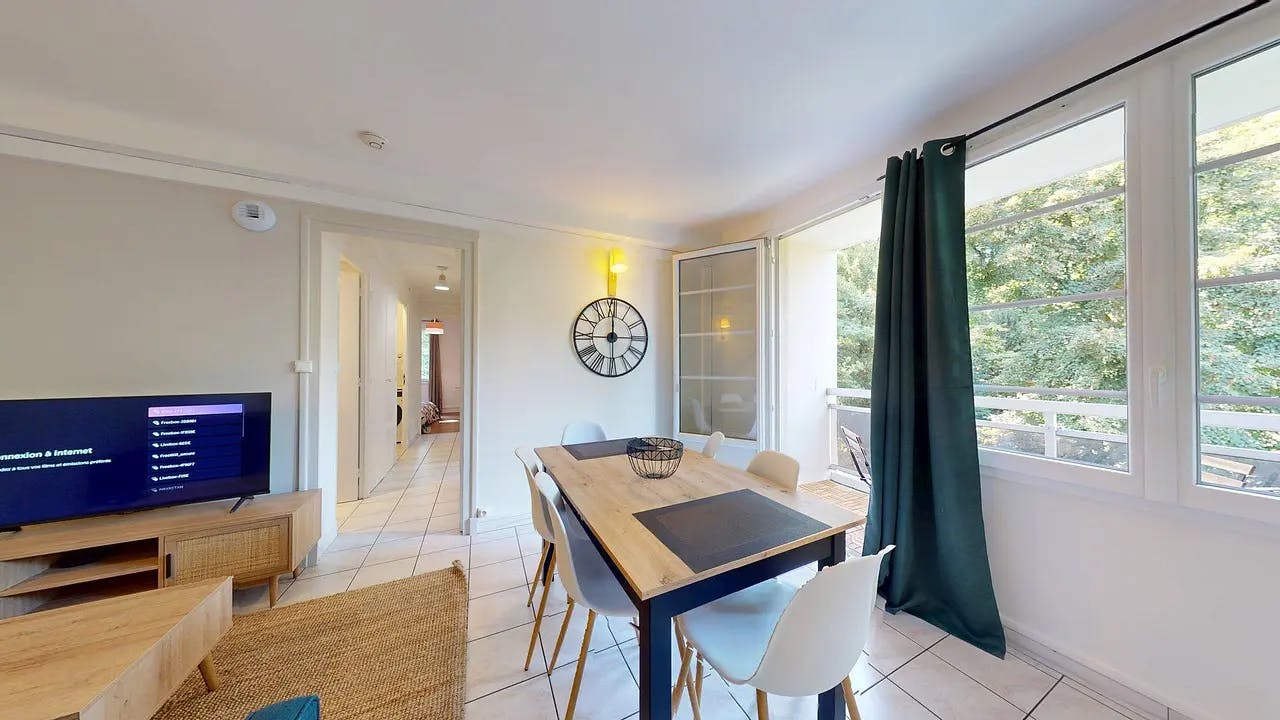 Private room in Avenue Barthélémy Buyer, Lyon (1652616) room image 8