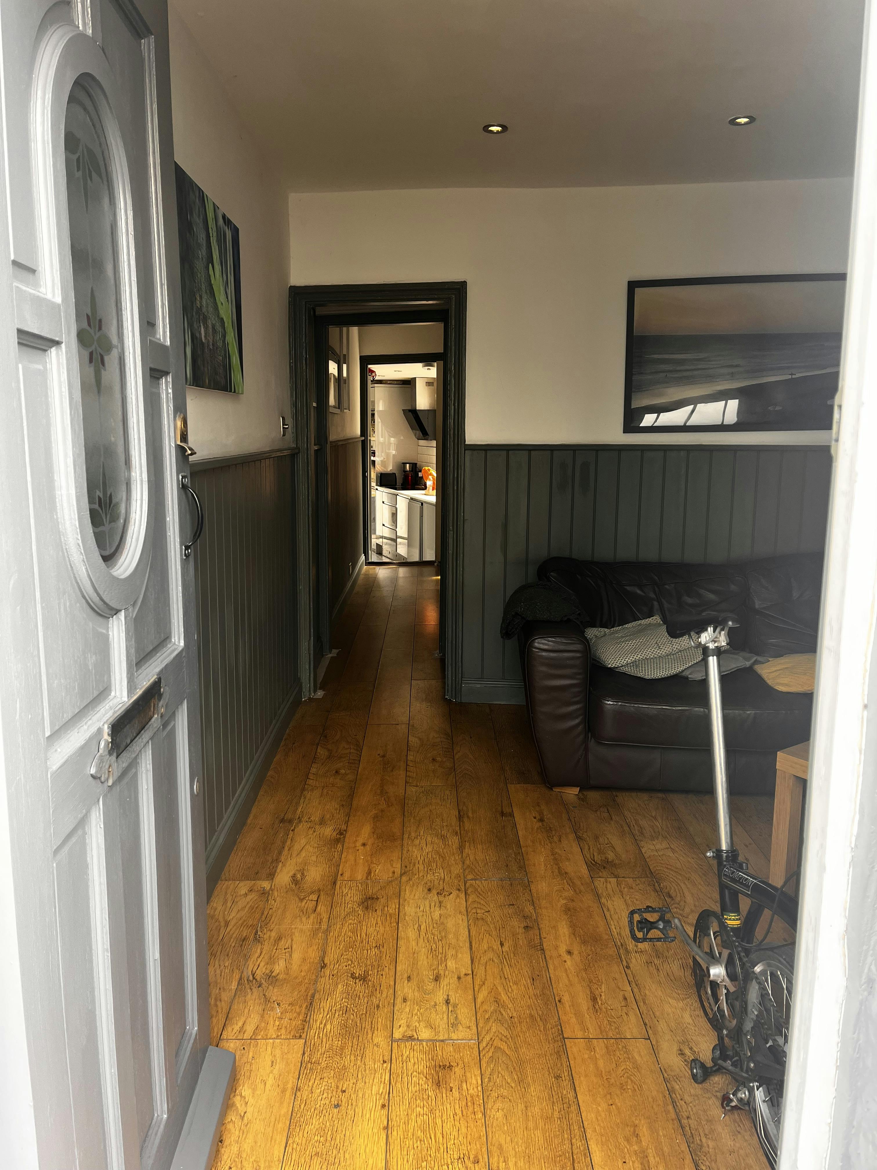 House for rent for £1,800 per month in Whitstable, Island Wall