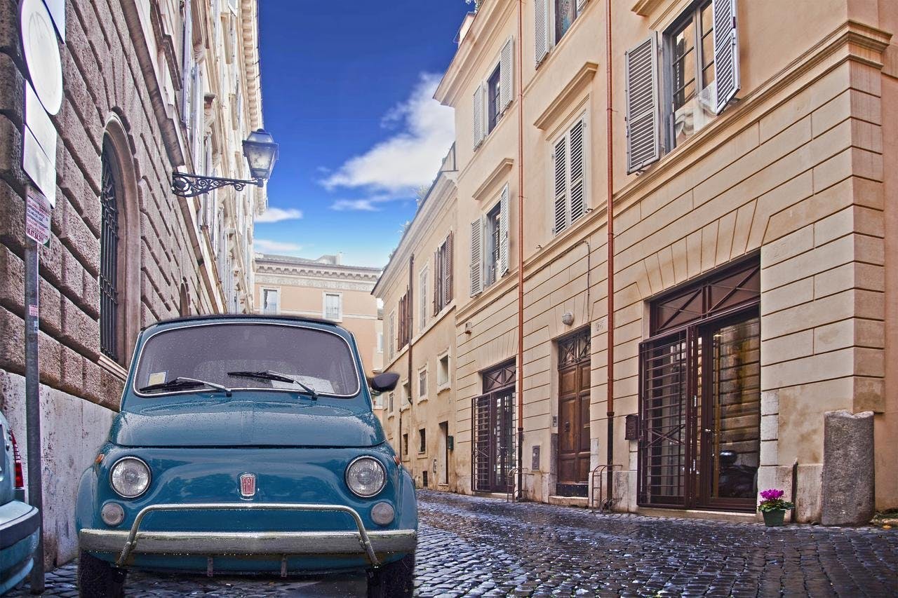 Appartamento in affitto a 5000 € al mese a Rome, Vicolo Paganica