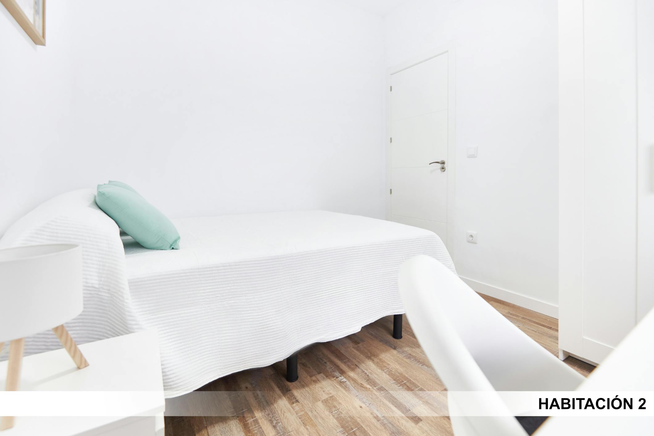 Calle Cardenal Rodrigo de Castro, Sevilla preview