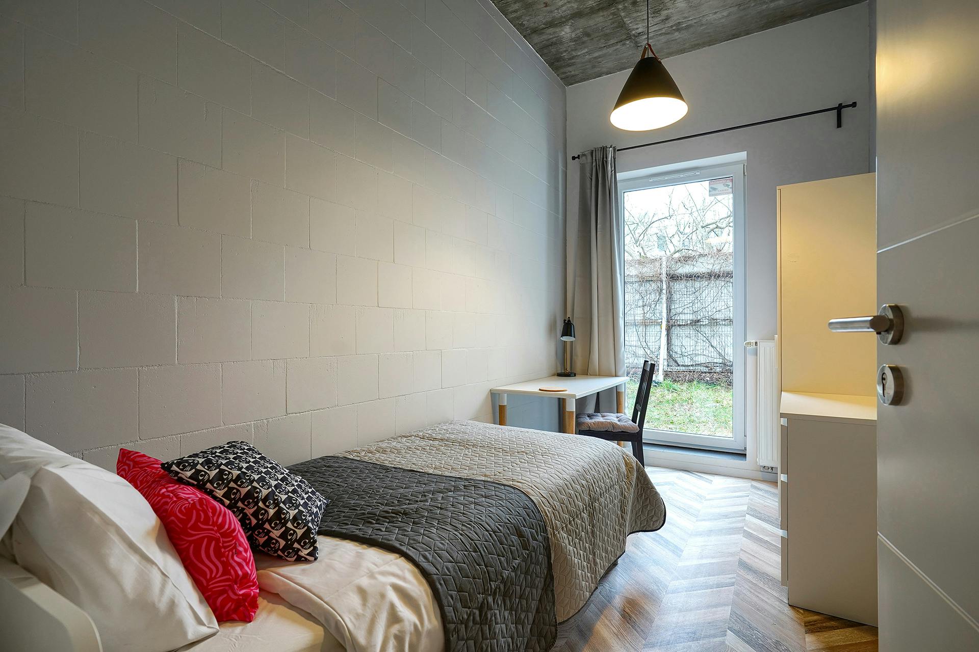 Private room for rent for PLN 1,603 per month in Warsaw, Czapelska