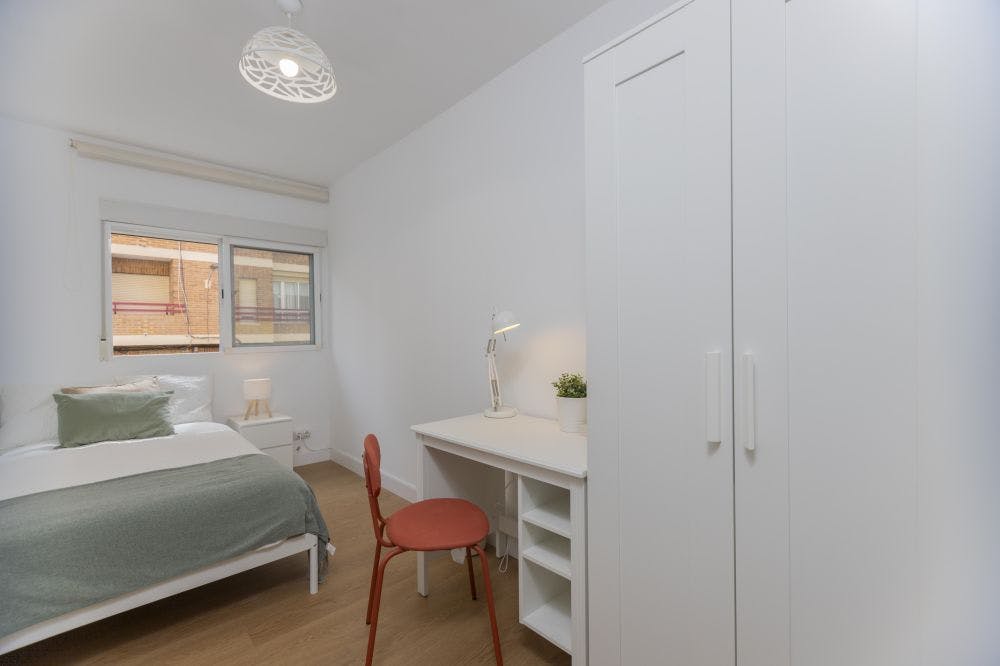 Carrer de la Pobla Llarga, Valencia Valencia