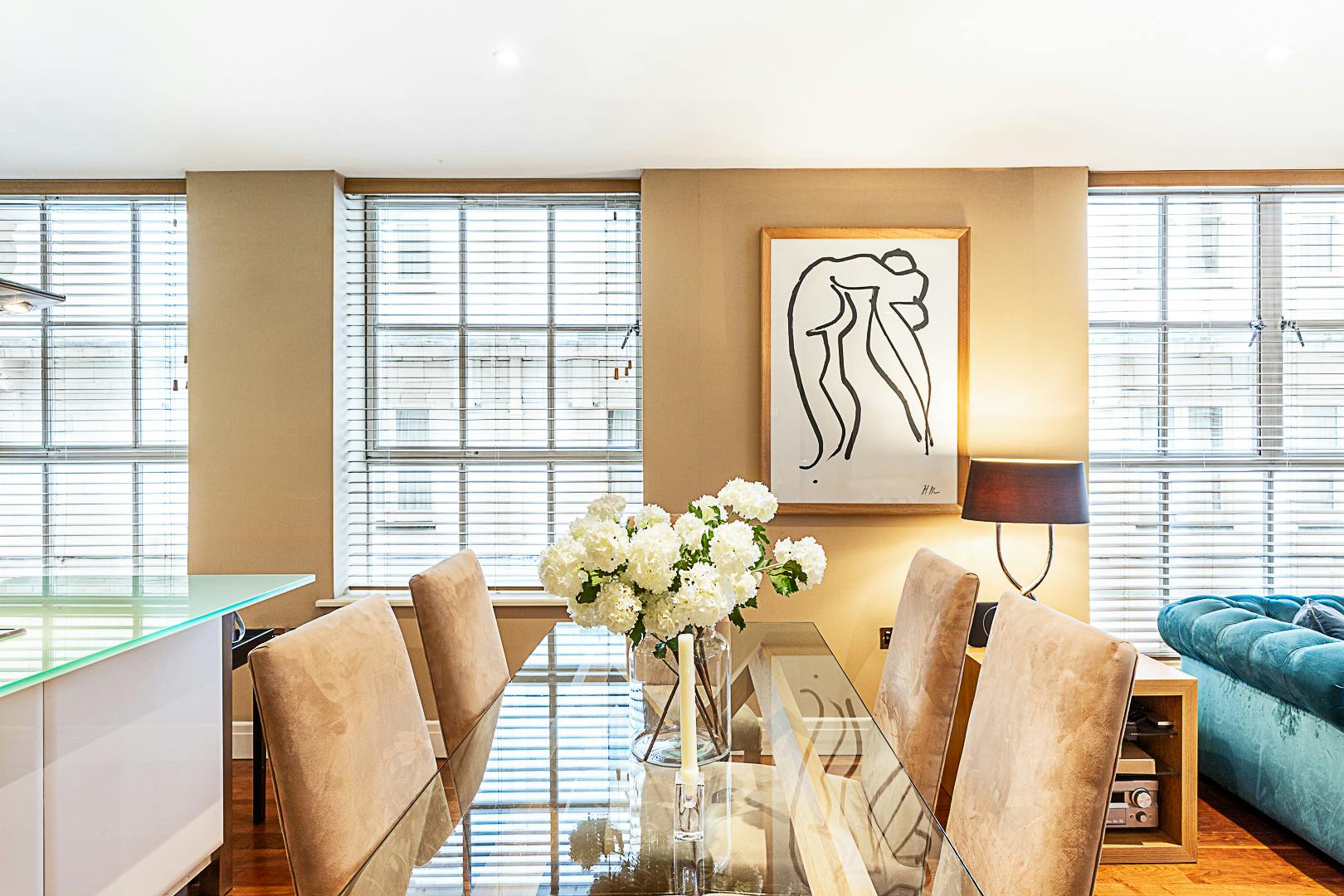 Apartment London, 2 beds — photo 10
