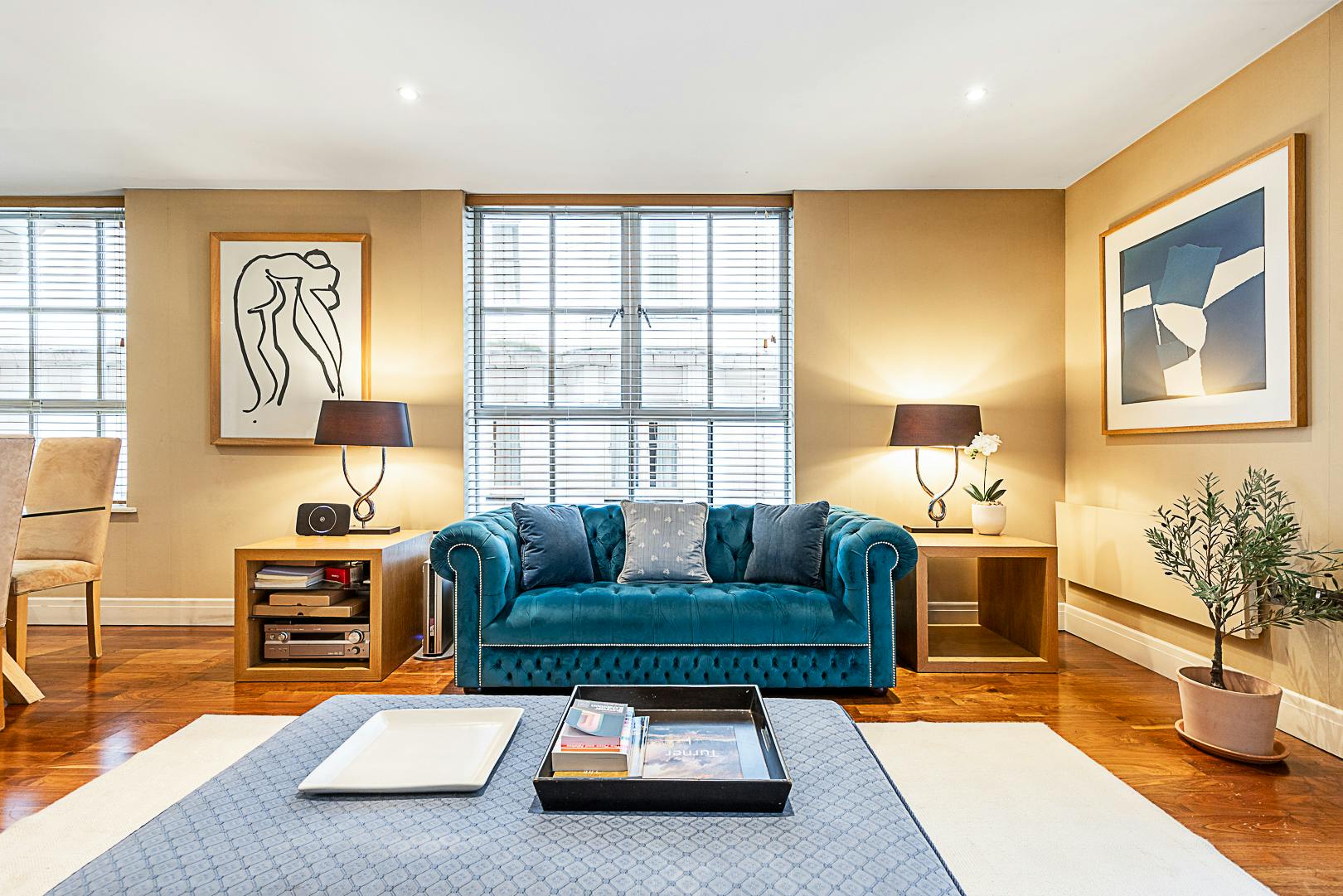 Apartment London, 2 beds — photo 3
