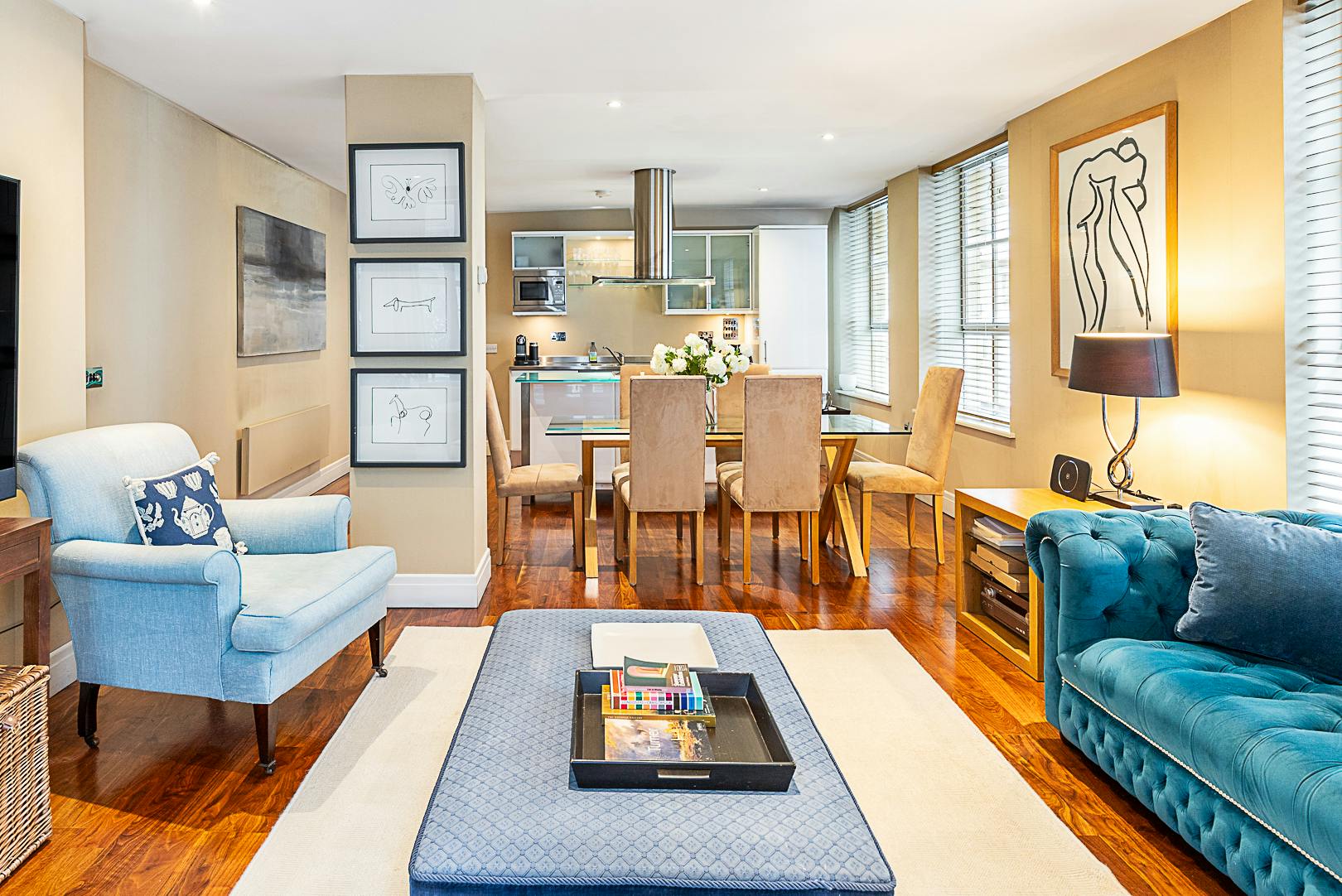 Apartment London, 2 beds — photo 17