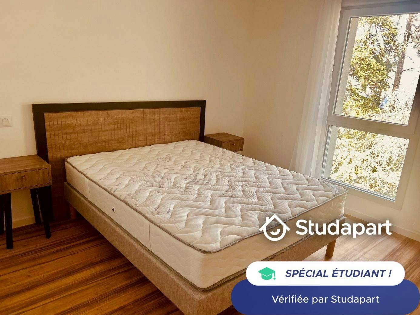 Отдельная комната сдается в аренду за 649 € в месяц в Bourg-en-Bresse, Rue du Stand