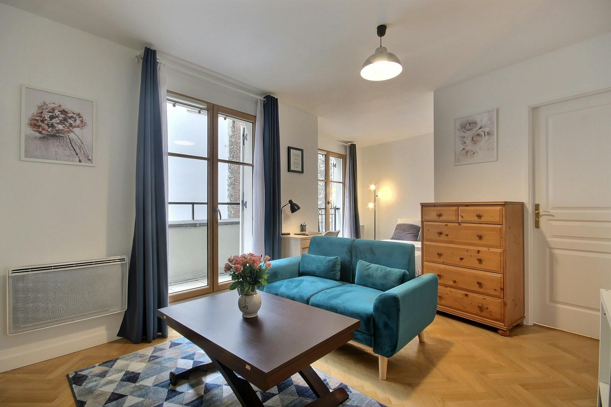 Avenue de Saint-Ouen, Paris preview