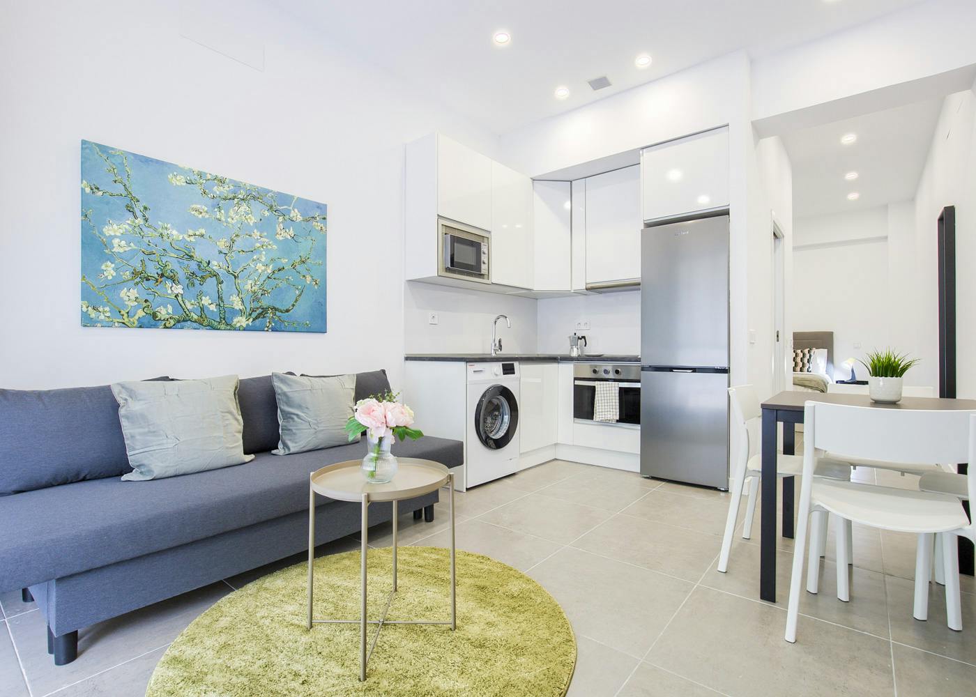 Apartamento en alquiler por 990 € al mes en Madrid, Calle Alondra