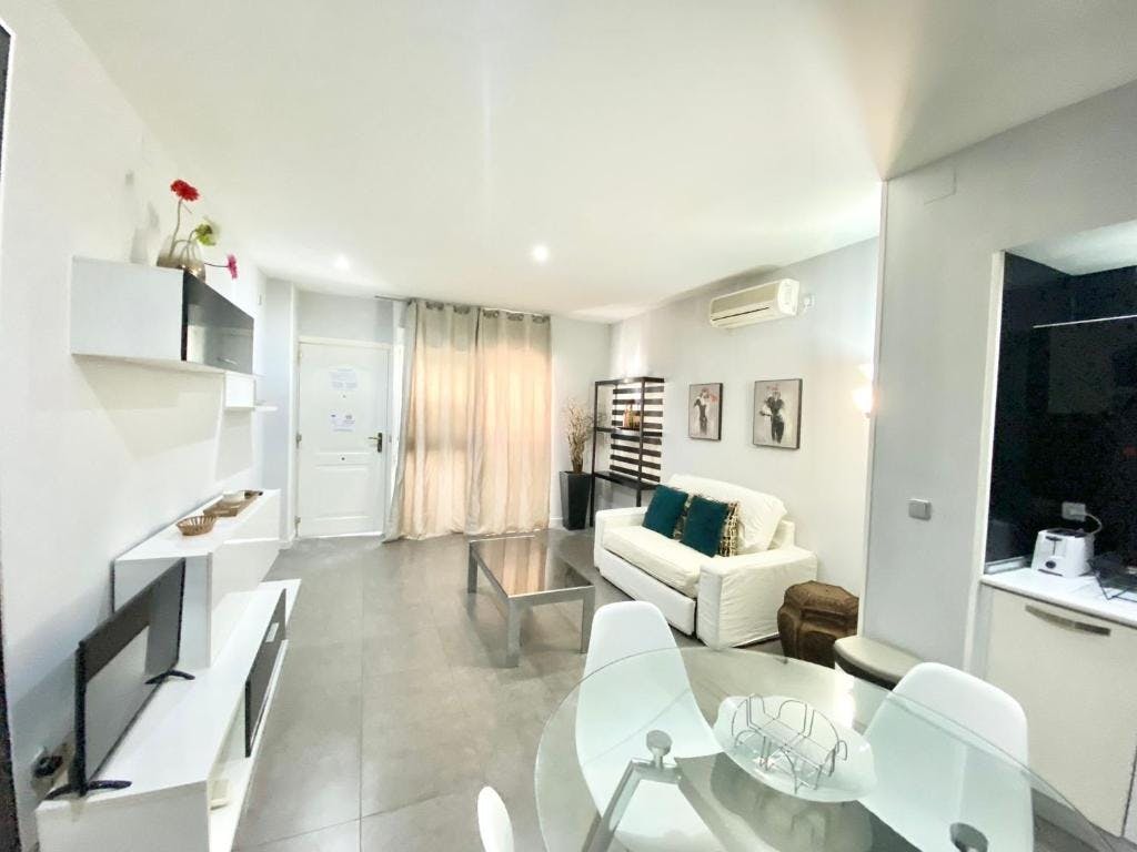 Calle de Cardeñosa, Madrid Madrid