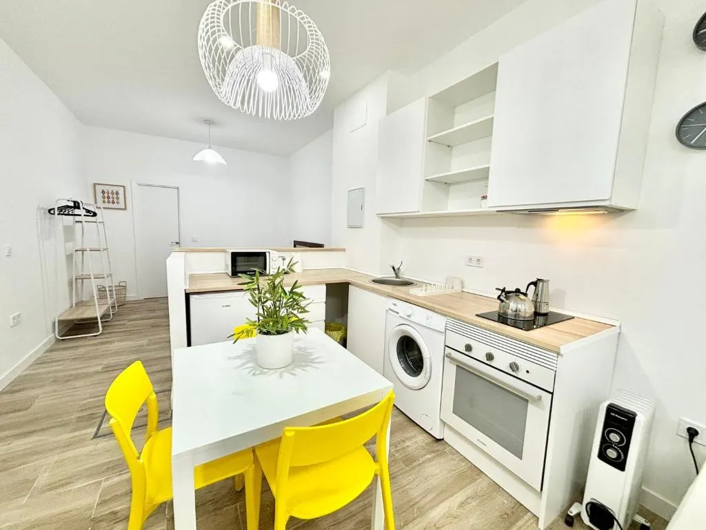 Apartment in Calle de Mejorana, Madrid (1653362) ROOM 1