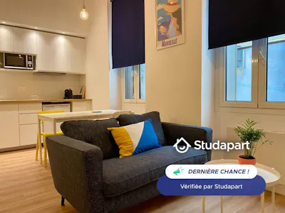 Apartment for rent on Rue Jean-Marc Cathala, Marseille