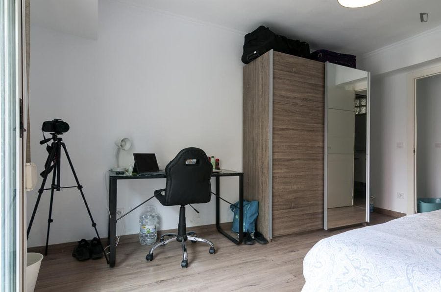 Carrer de la Reina, Valencia preview