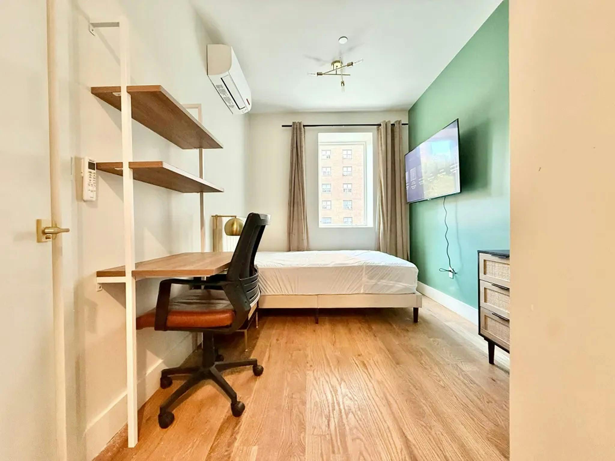 Kent Avenue, Kings County,  preview
