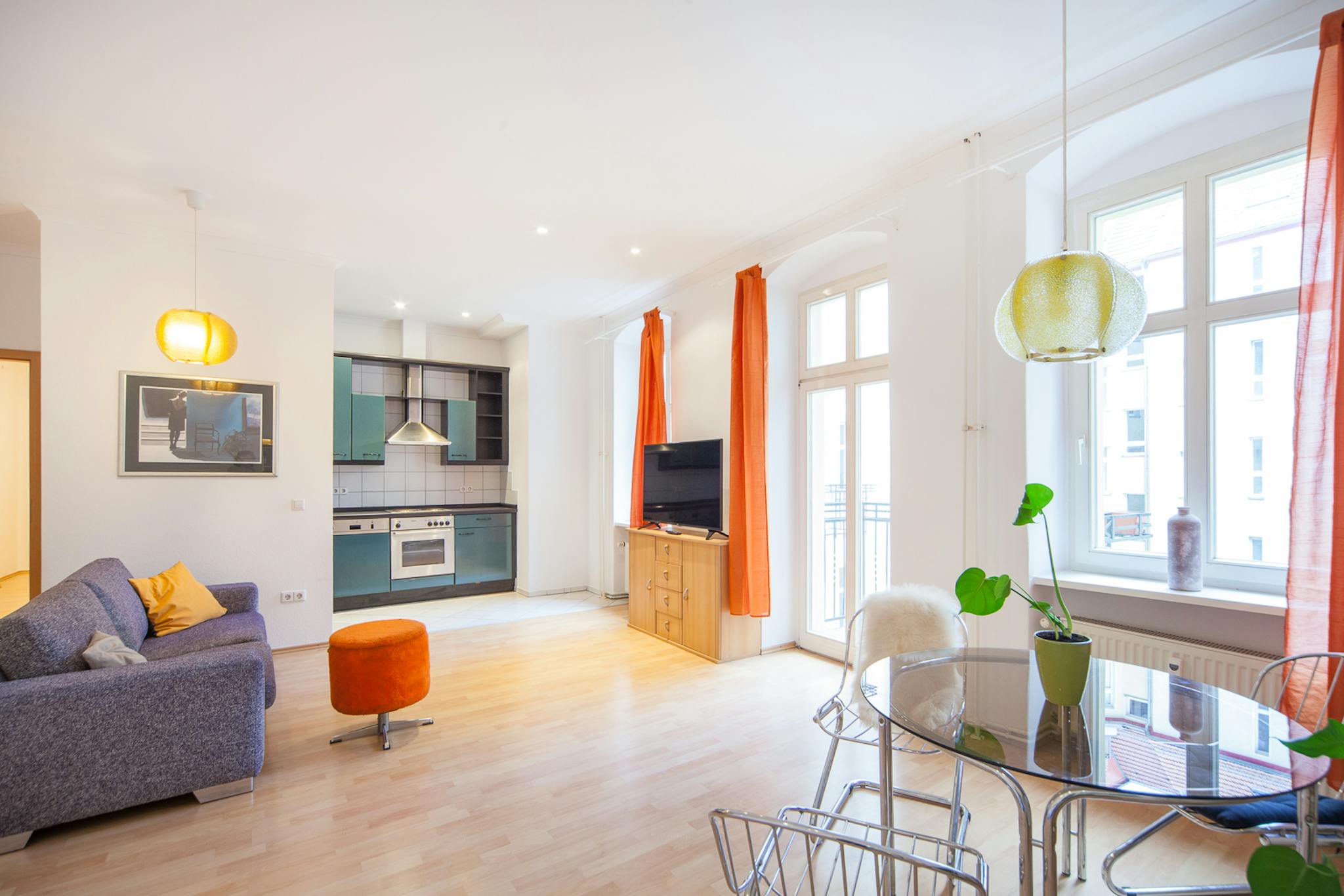 Pasteurstraße, Berlin preview