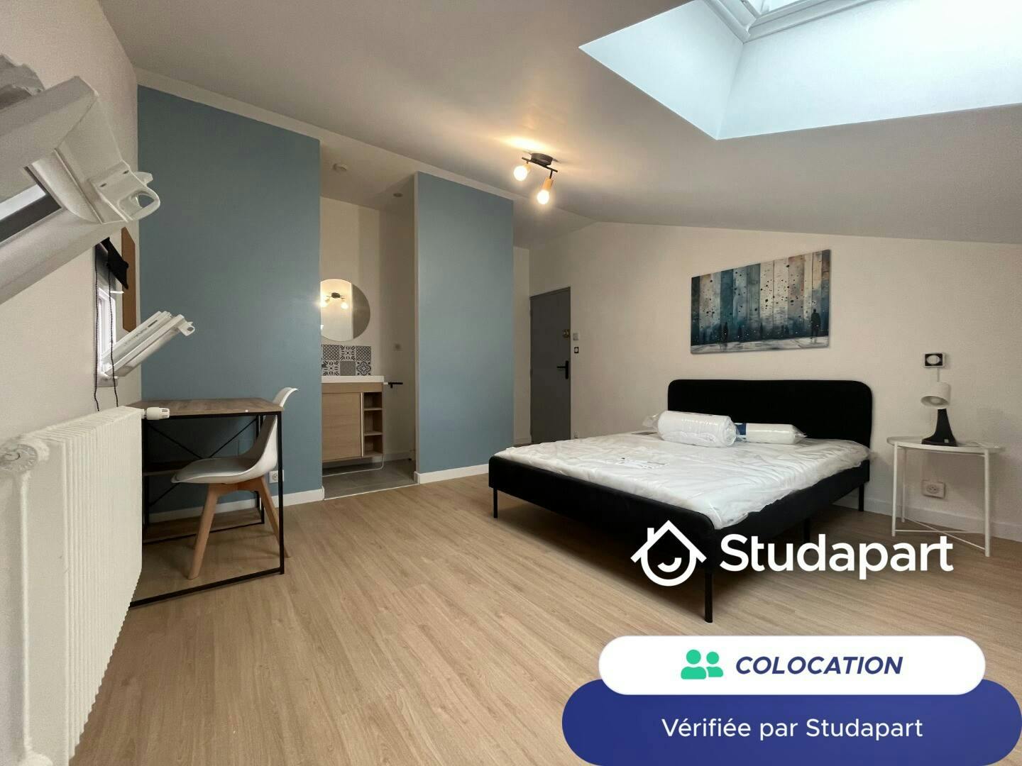 Private room for rent on Rue de Coarraze, Pau