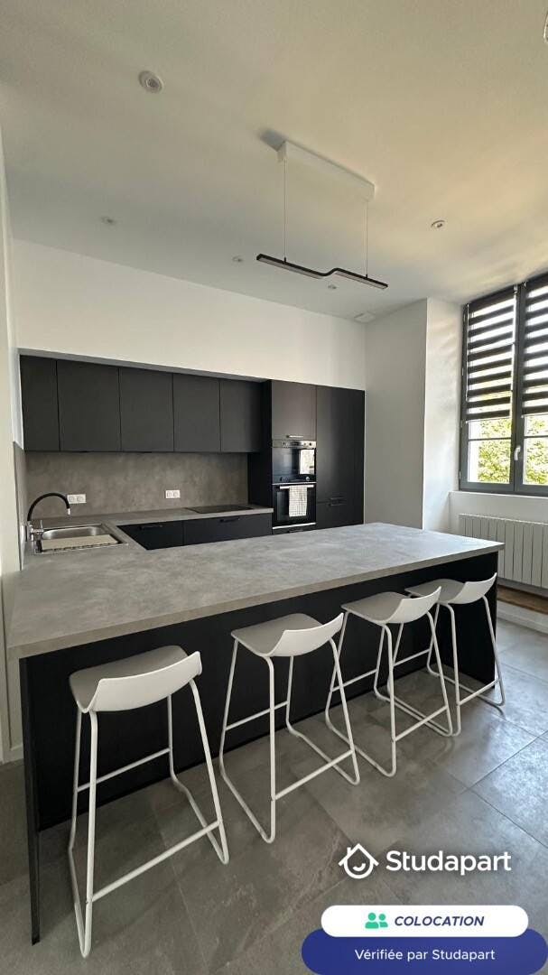 Private room for rent for €460 per month in Angoulême, Rue de Beaulieu
