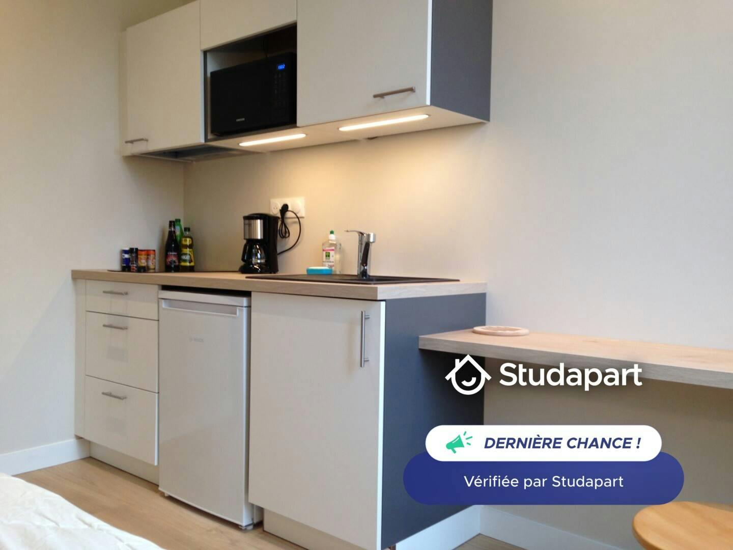 Apartment for rent for €570 per month in Angers, Rue d'Anjou