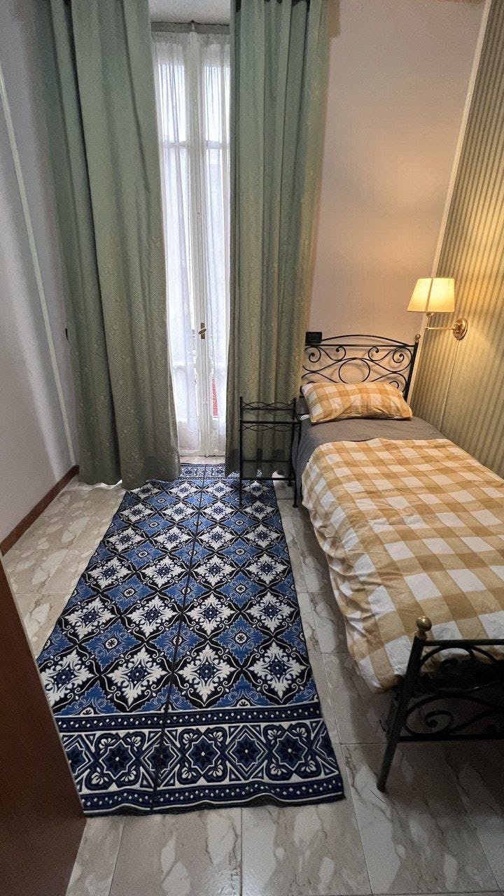 Single room Turin, 1 bed, 18m² — photo 1