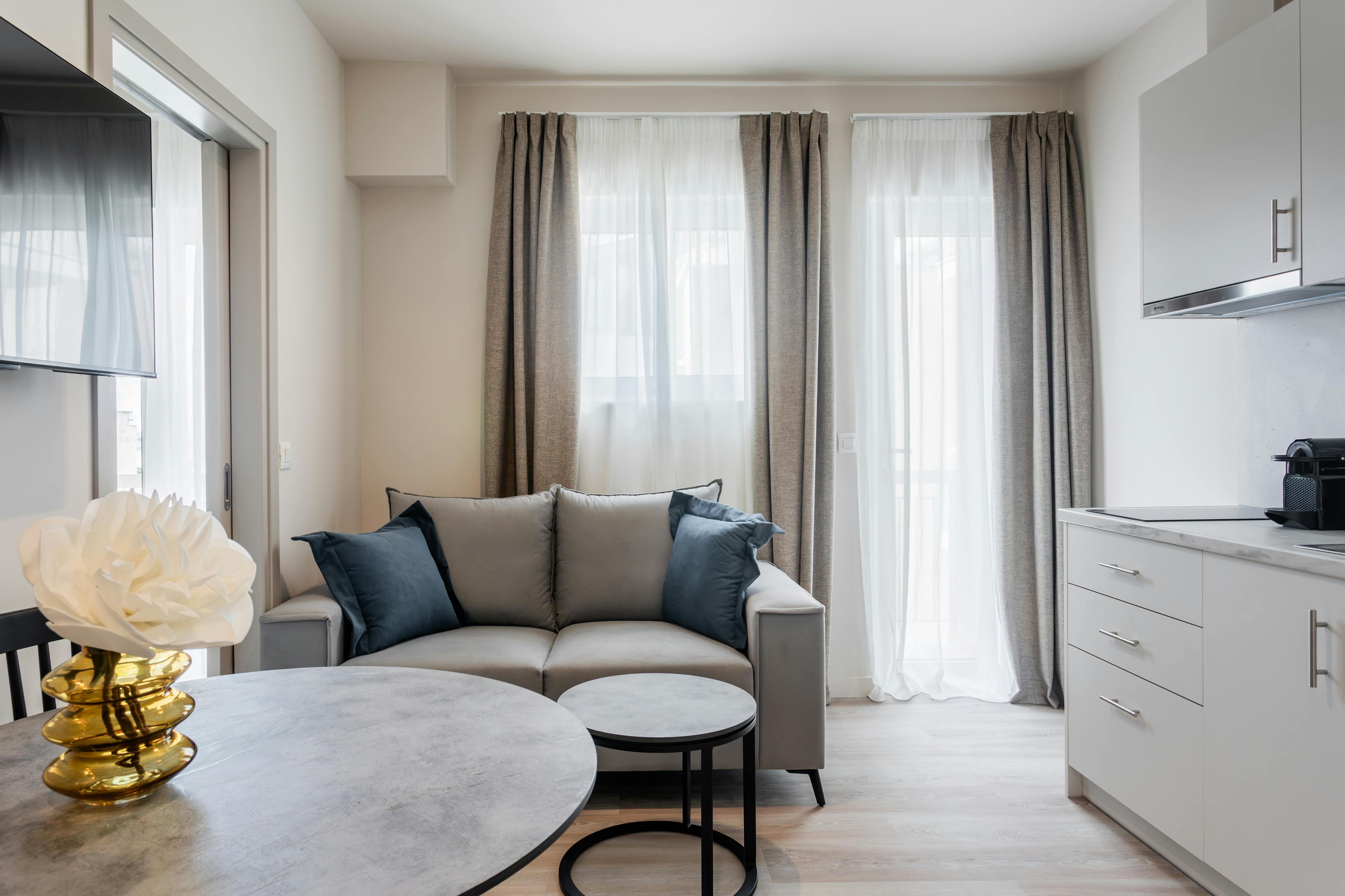 Apartment for rent for €1,050 per month in Zográfos, Xirogianni