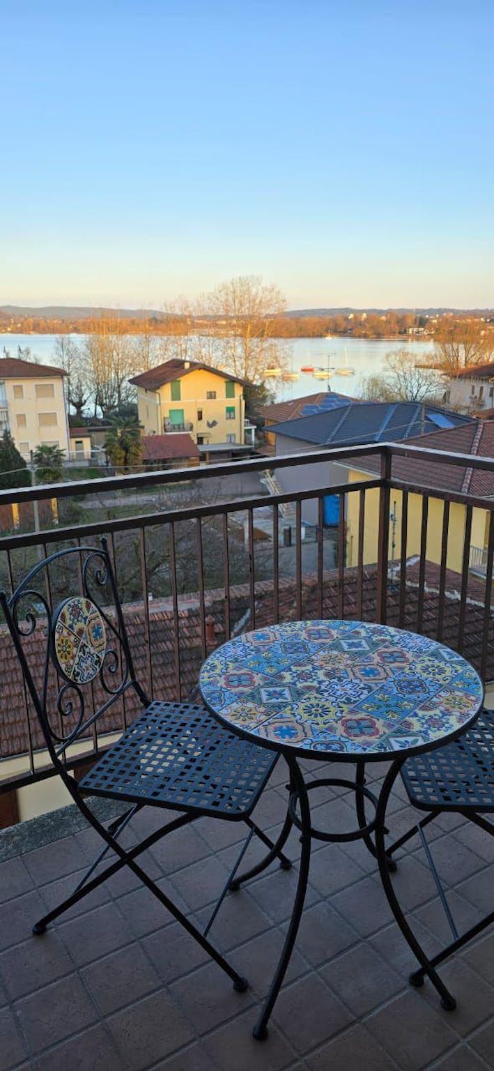 Corso Cavour, Dormelletto preview