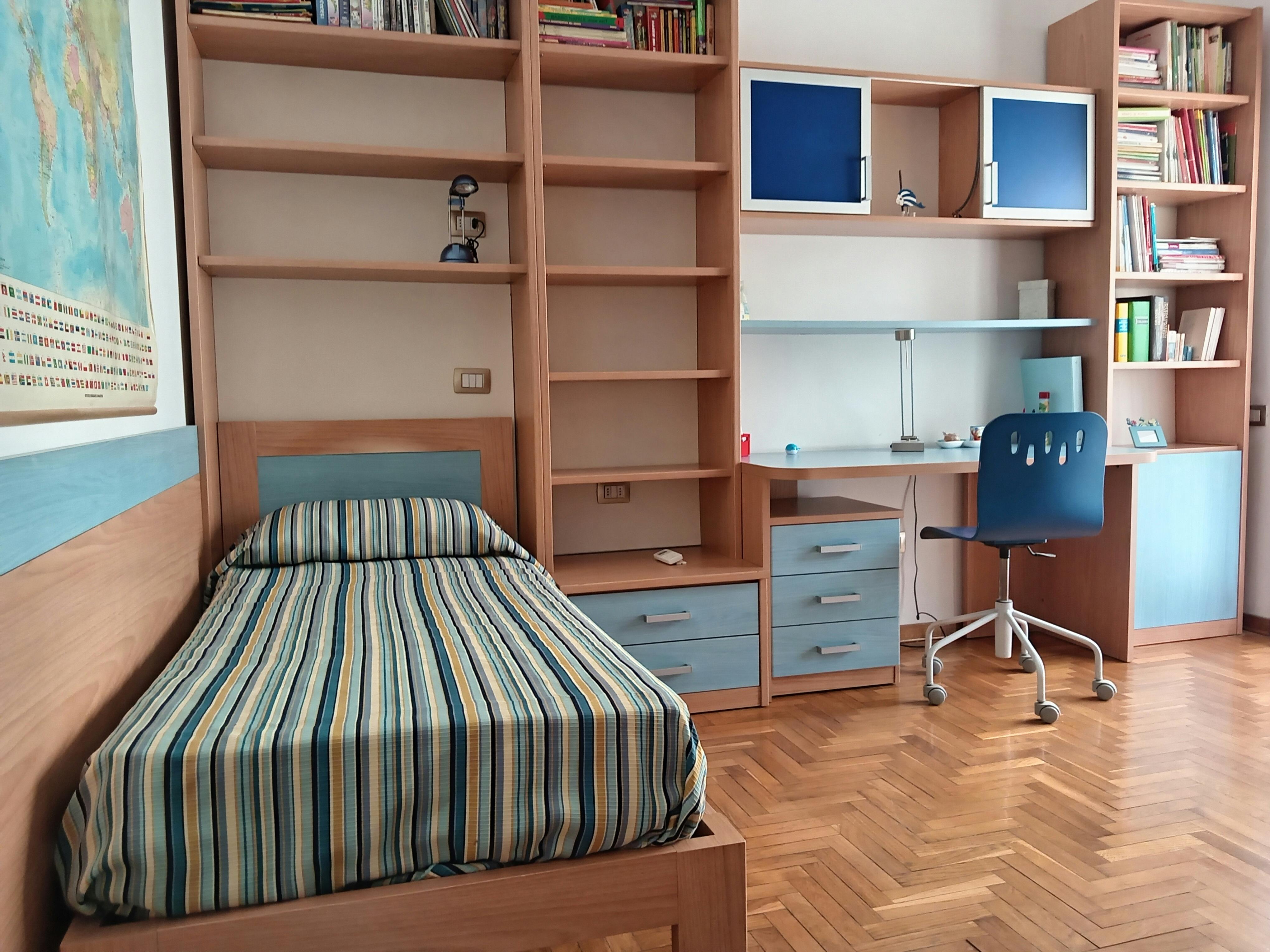 WG-Zimmer zu mieten für 550 € pro Monat in Florence, Via Umberto Boccioni