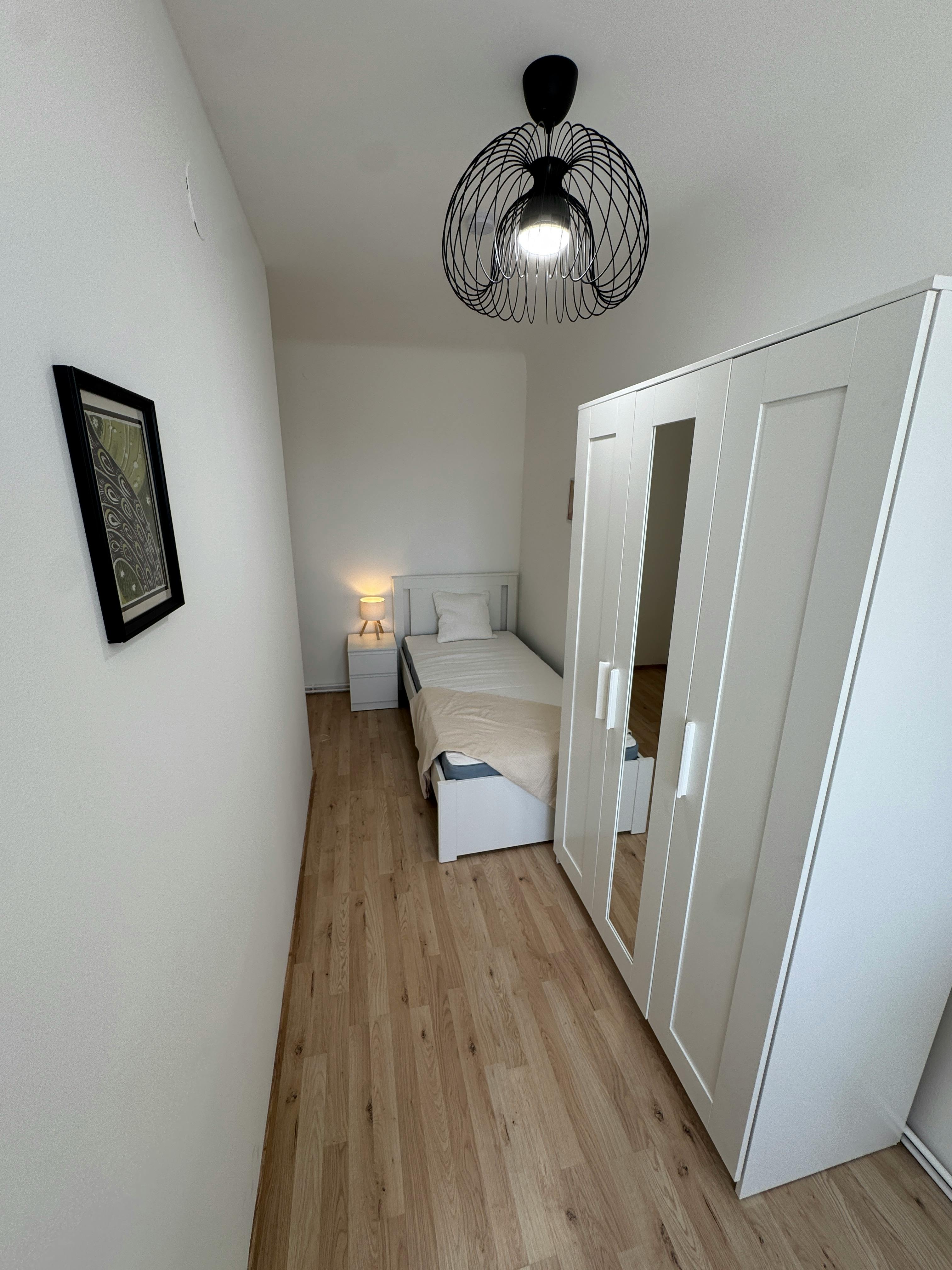 Kriemhildplatz, Vienna preview