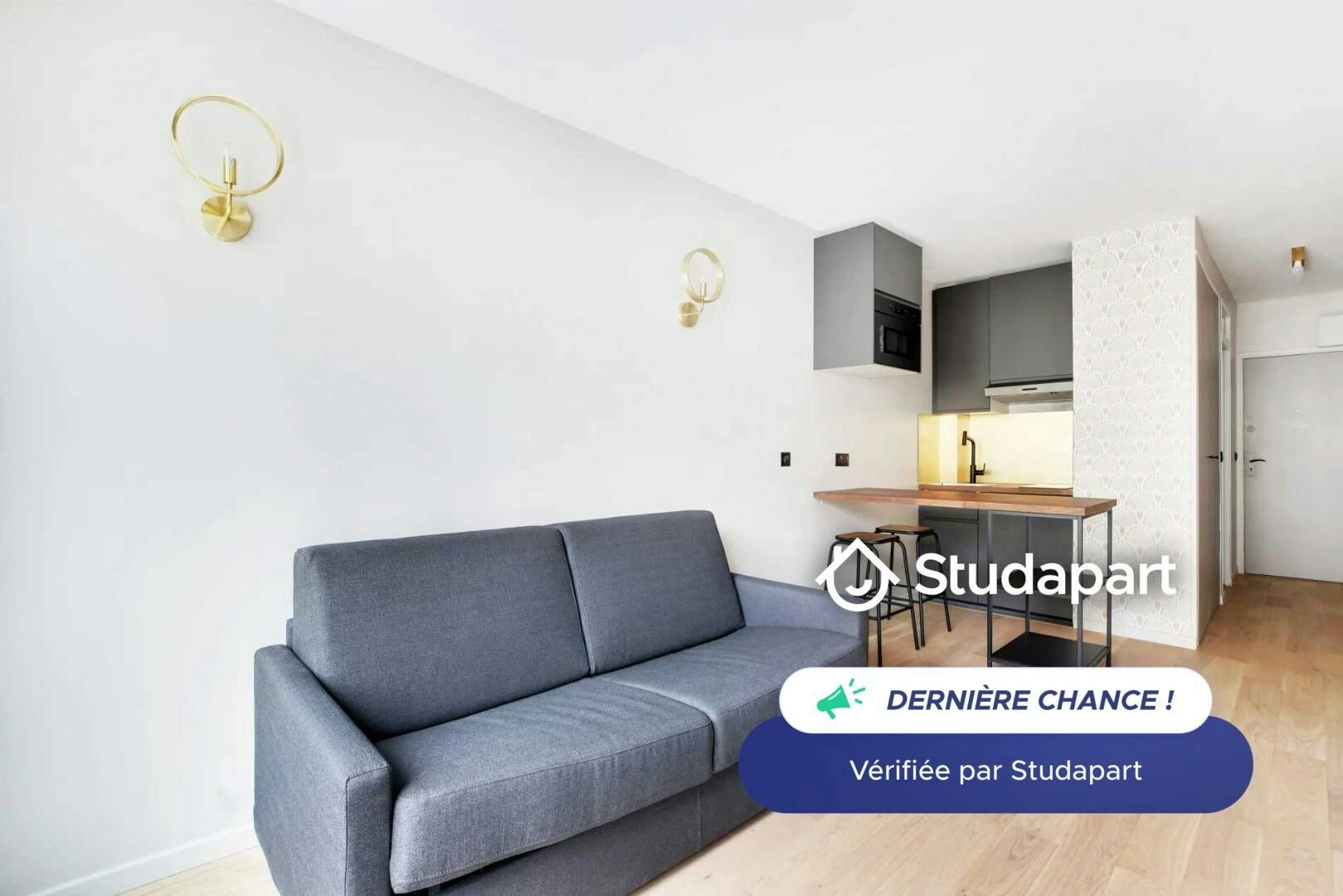 Apartment for rent for €1,550 per month in Paris, Rue de la Pompe