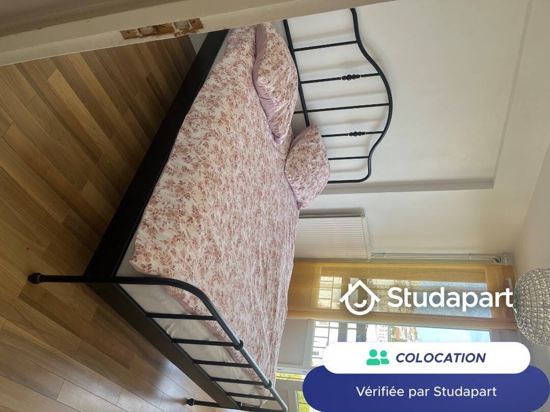 Private room for rent for €550 per month in Saint-Ouen-l’Aumône, Rue d'Oraison