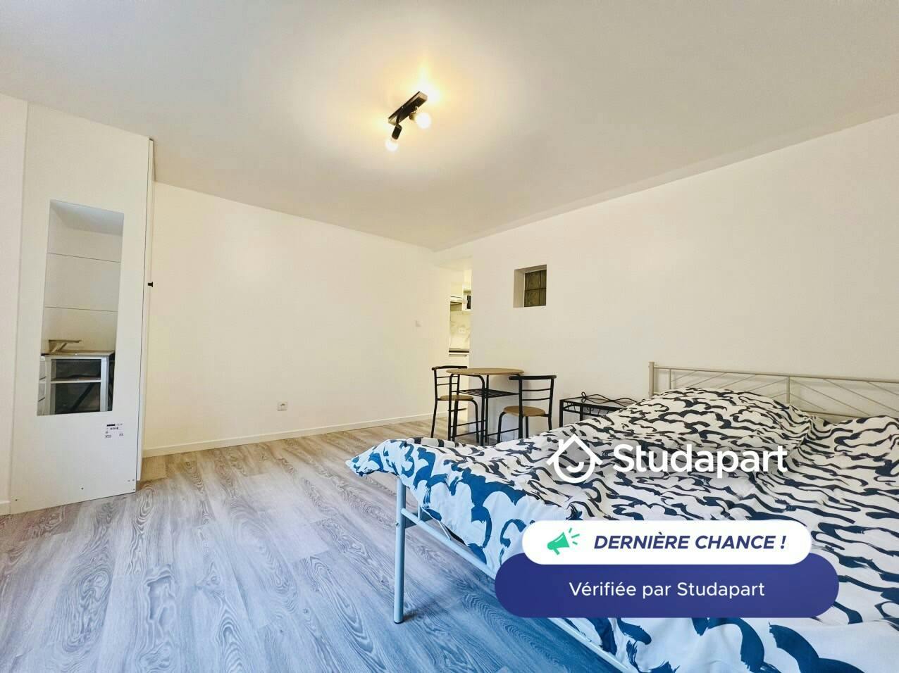 Apartment for rent for €800 per month in Orsay, Rue Buffon