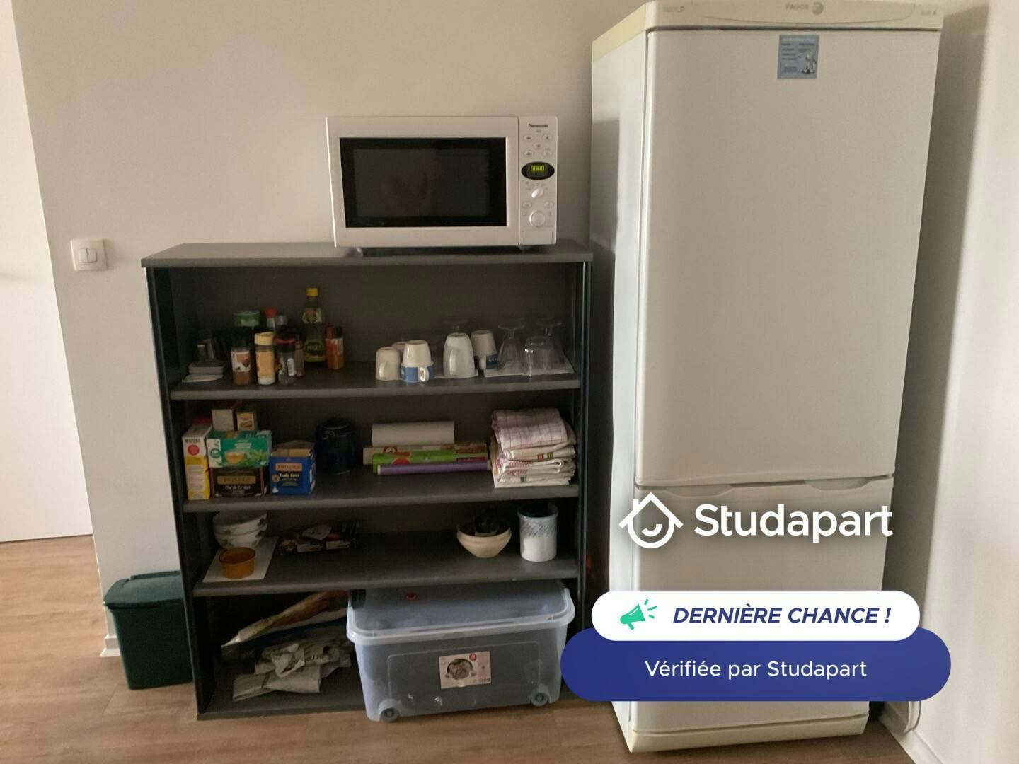 Private room for rent on Rue Desse, Bordeaux - Vue 5
