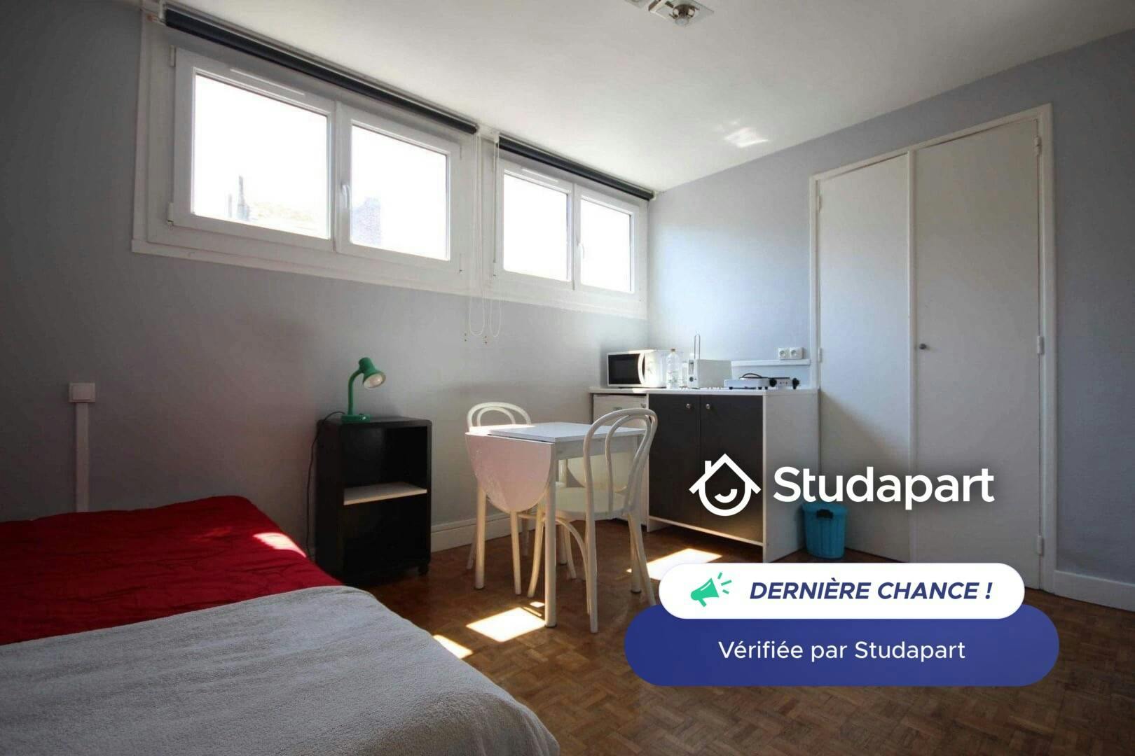 Apartamento en alquiler por 330 € al mes en Cambrai, Square de la Choque
