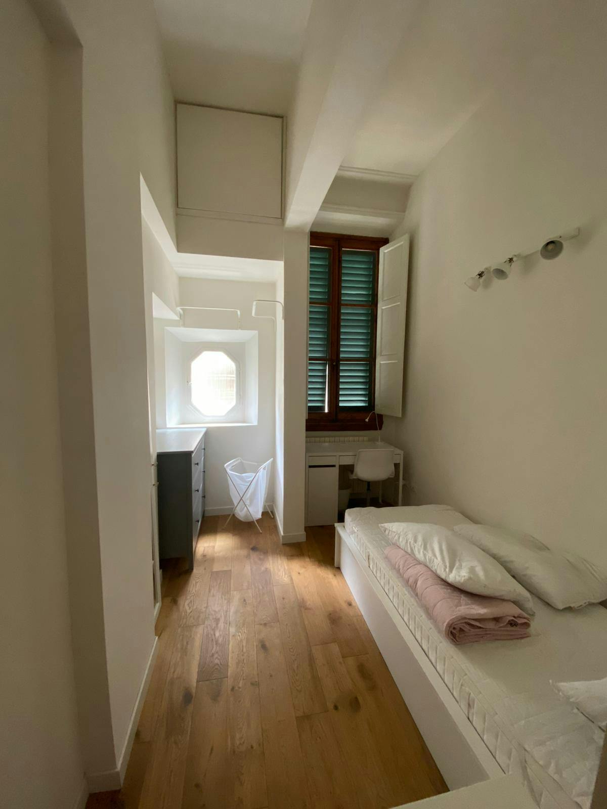 Via Ricasoli, Florence preview