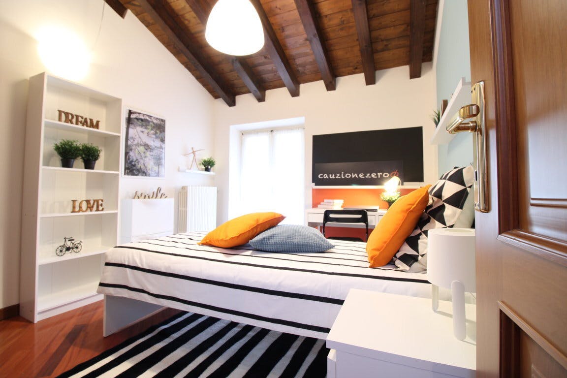 Private room for rent for €550 per month in Trieste, Via Trieste