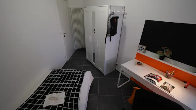 Private room in Corso Peschiera, Turin (1654162) room image 2