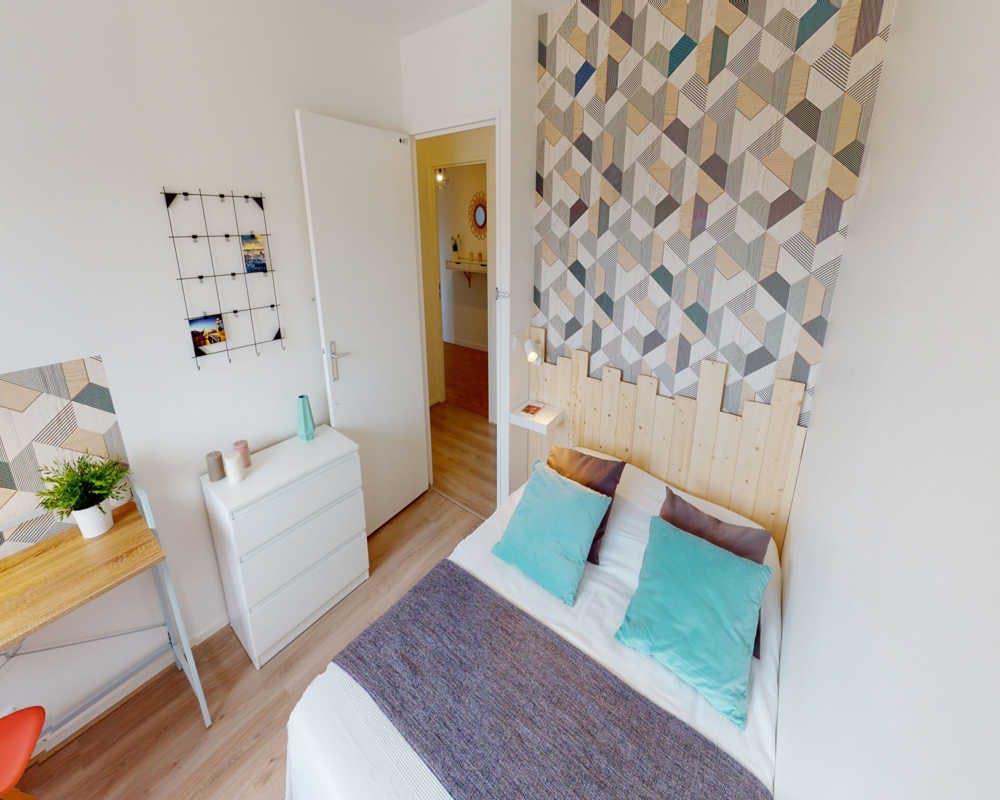 Private room for rent for €1,025 per month in Paris, Place de la Montagne du Goulet