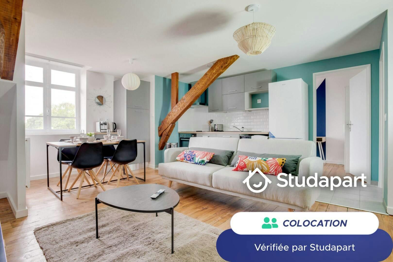 Private room for rent for €399 per month in Pau, Boulevard d'Alsace Lorraine