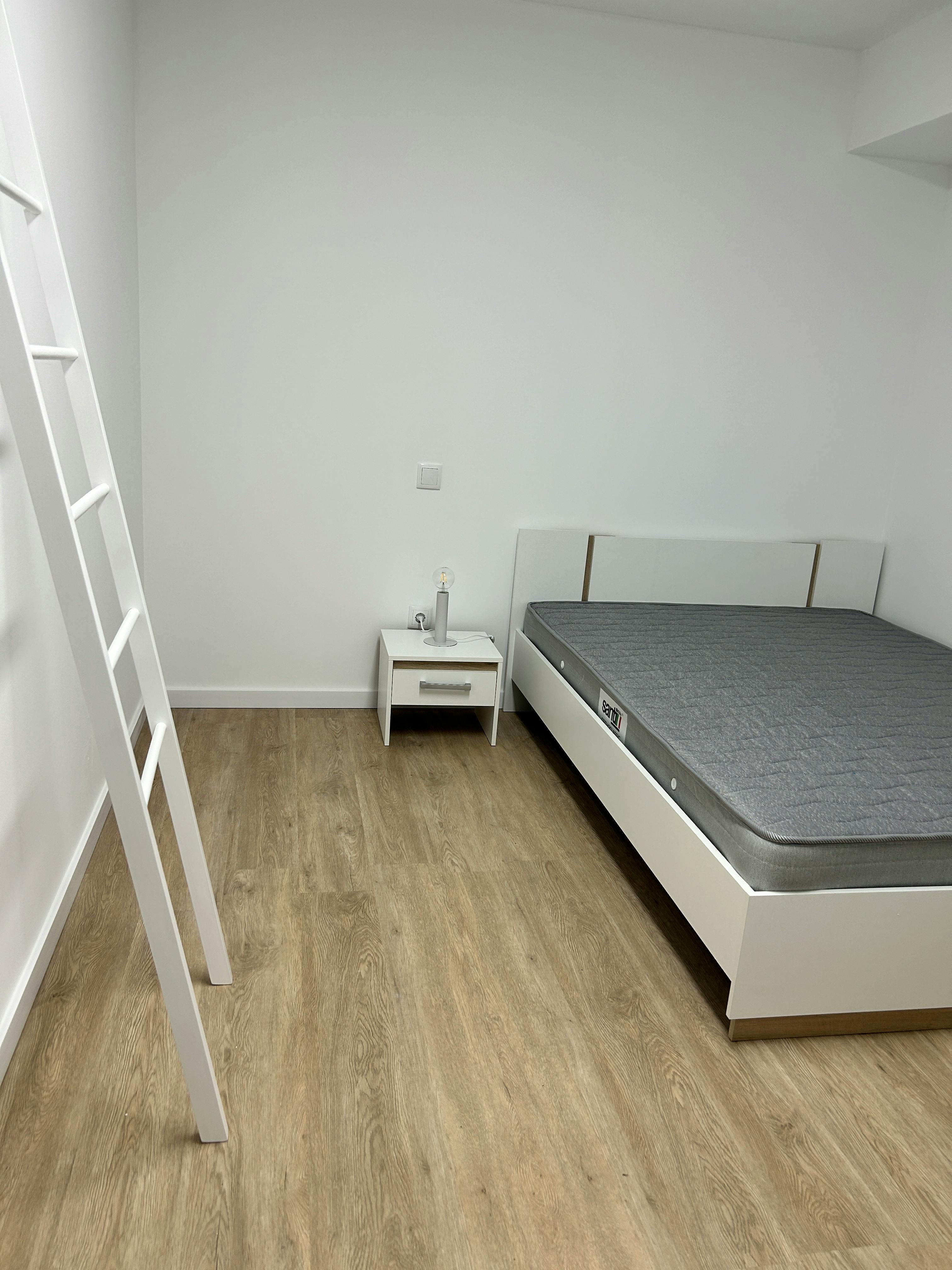 Single room Aveiro, 1 bed, 10m² — photo 6